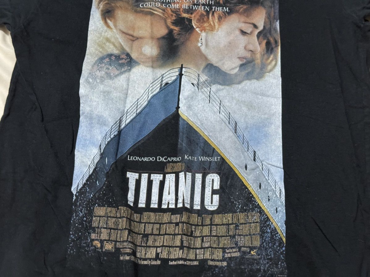 Vintage Vintage 90s Titanic Leonardo DiCaprio Bootleg T Shirt Size US XS / EU 42 / 0 - 3 Thumbnail