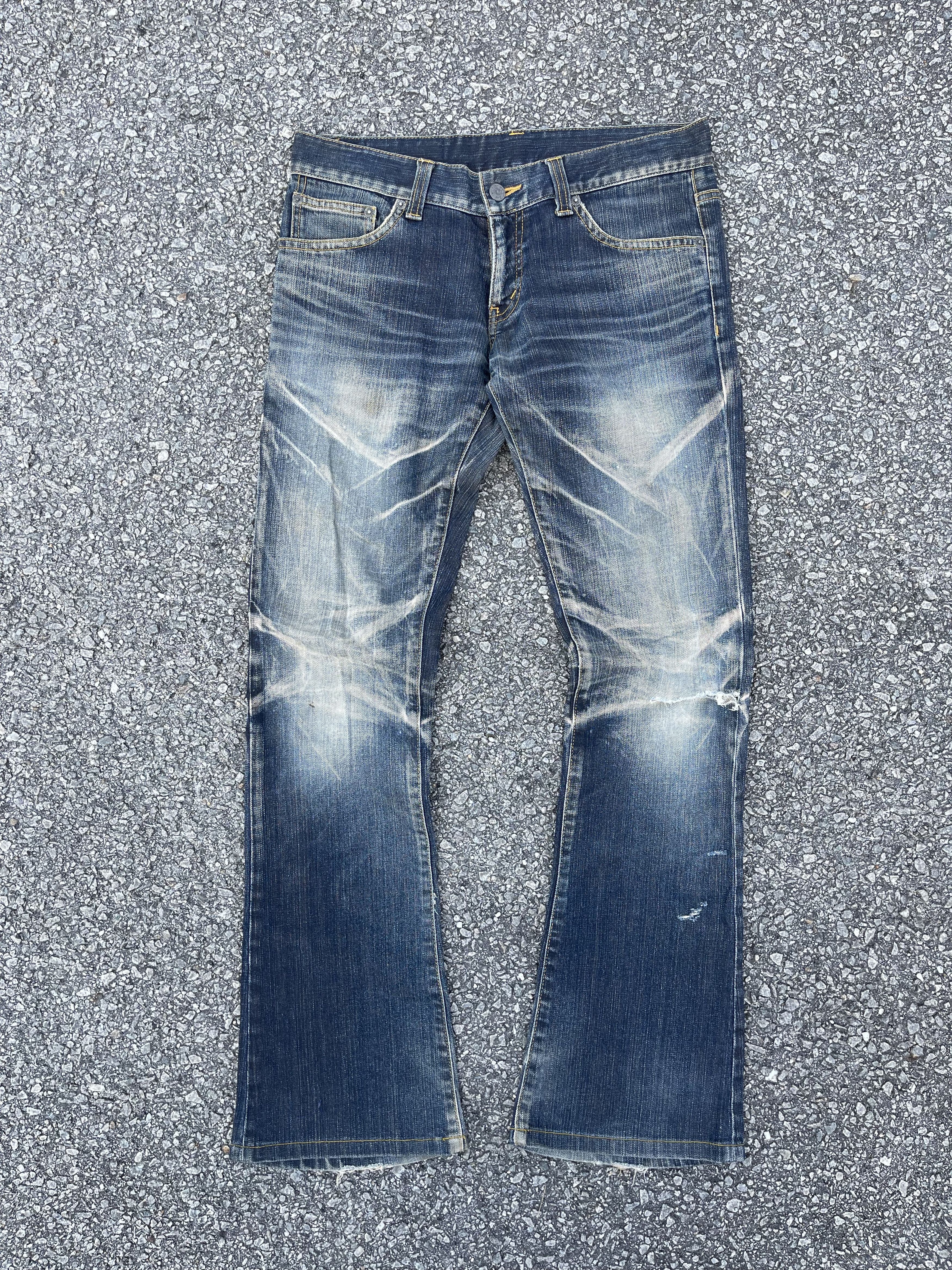 Tornado Mart Knee Ripped Super Flare Jeans