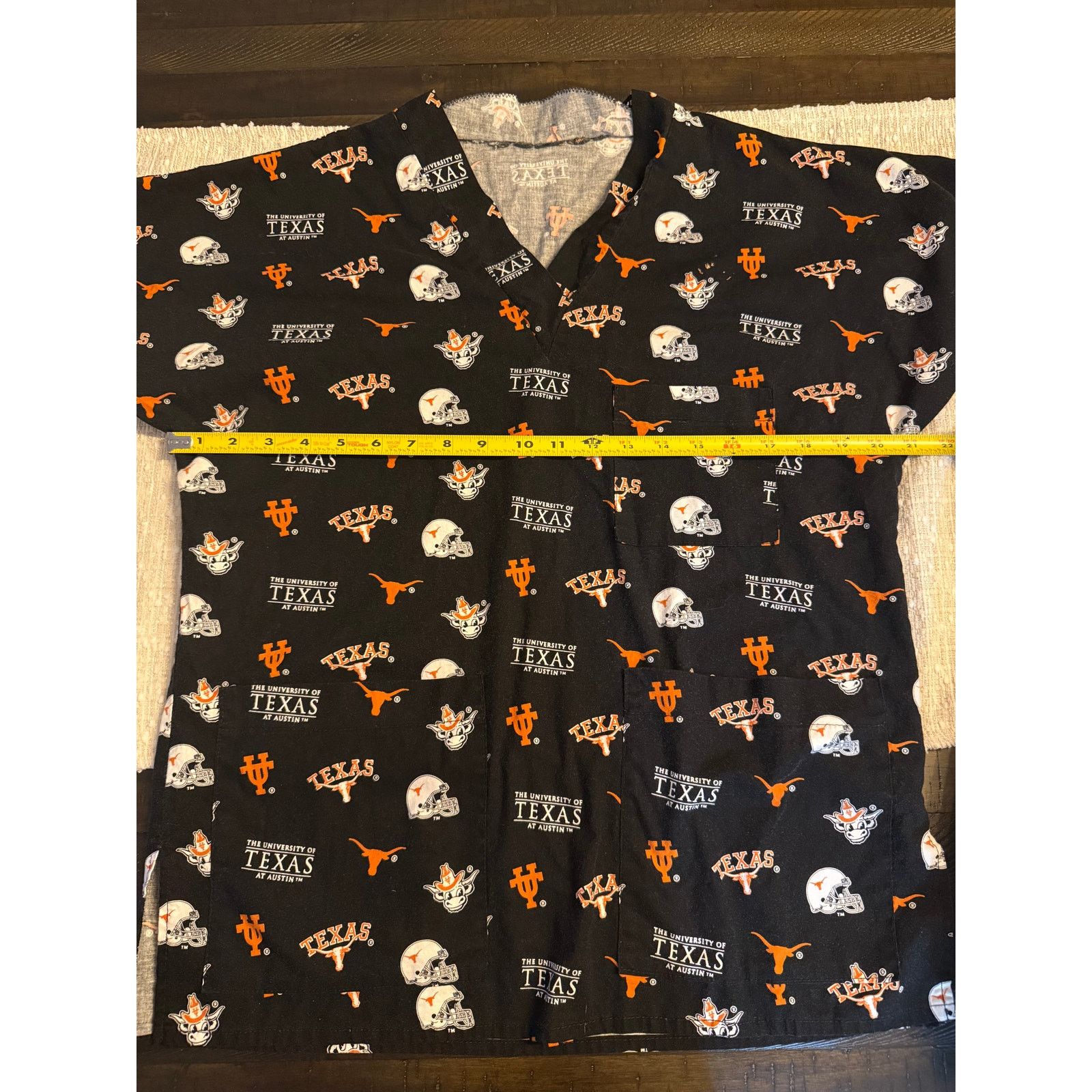 Other University of Texas Longhorns Scrub Top Size M / US 6-8 / IT 42-44 - 5 Thumbnail