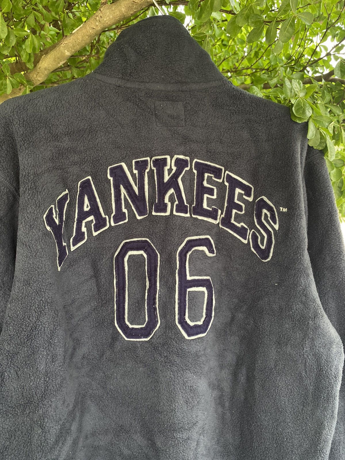 Hypebeast × New York Yankees Uniqlo X MLB New York Yankees Fleece Jacket Size US XL / EU 56 / 4 - 3 Thumbnail