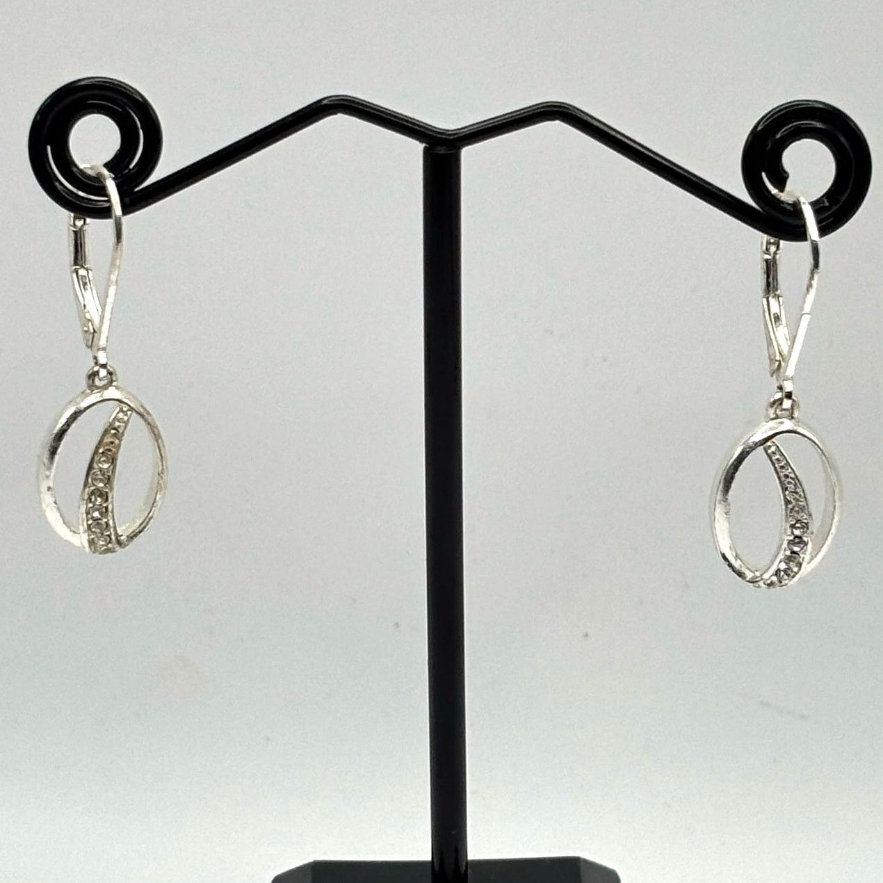 Other Vintage Silver Oval Avon Earrings Size ONE SIZE - 2 Thumbnail