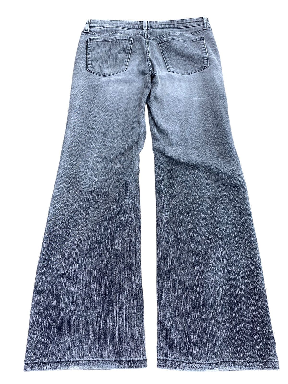 Japanese Brand Japanese Brand Faded Wash Ripped Style Flare Jeans Size US 32 / EU 48 - 3 Thumbnail