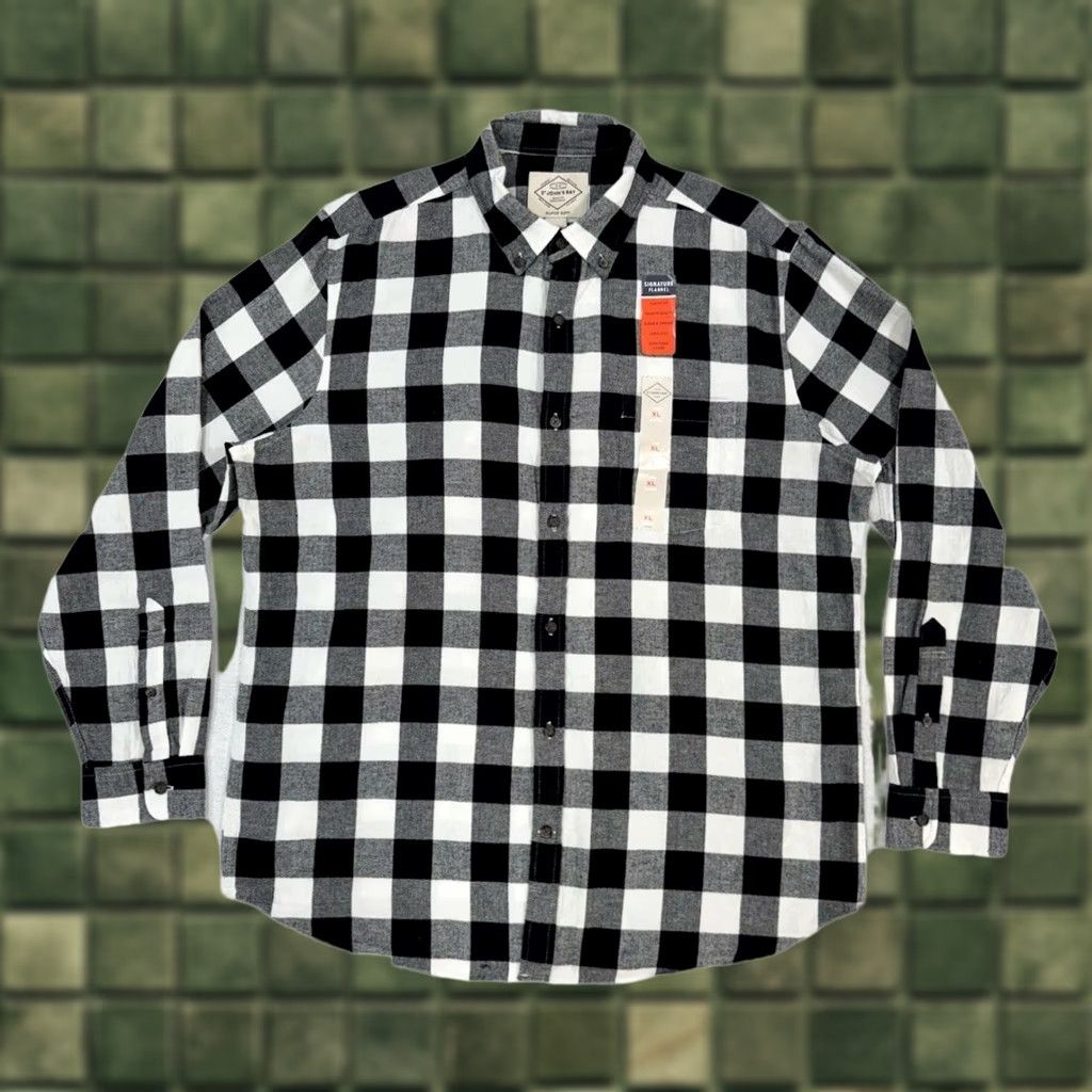 Vintage VINTAGE St. Johns Bay Flannel Shirt Mens XL Black/White Buffalo Plaid Super Soft Size US XL / EU 56 / 4 - 1 Thumbnail