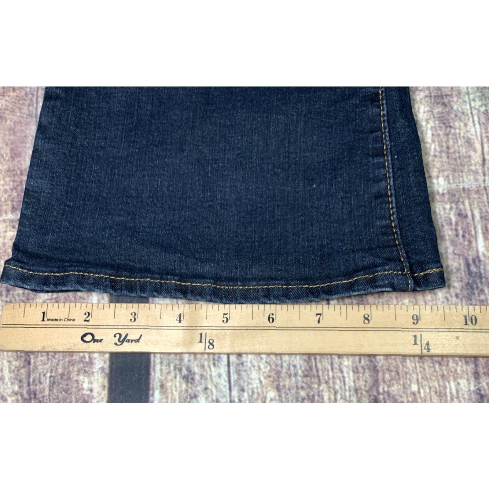 Levi's VINTAGE Levi's Signature Jeans Boot Cut Women 14 M 34x30 Dark Blue Stretch Denim Jeans Womens Boots Cut 90s? Size 36" / US 14 / IT 50 - 4 Thumbnail