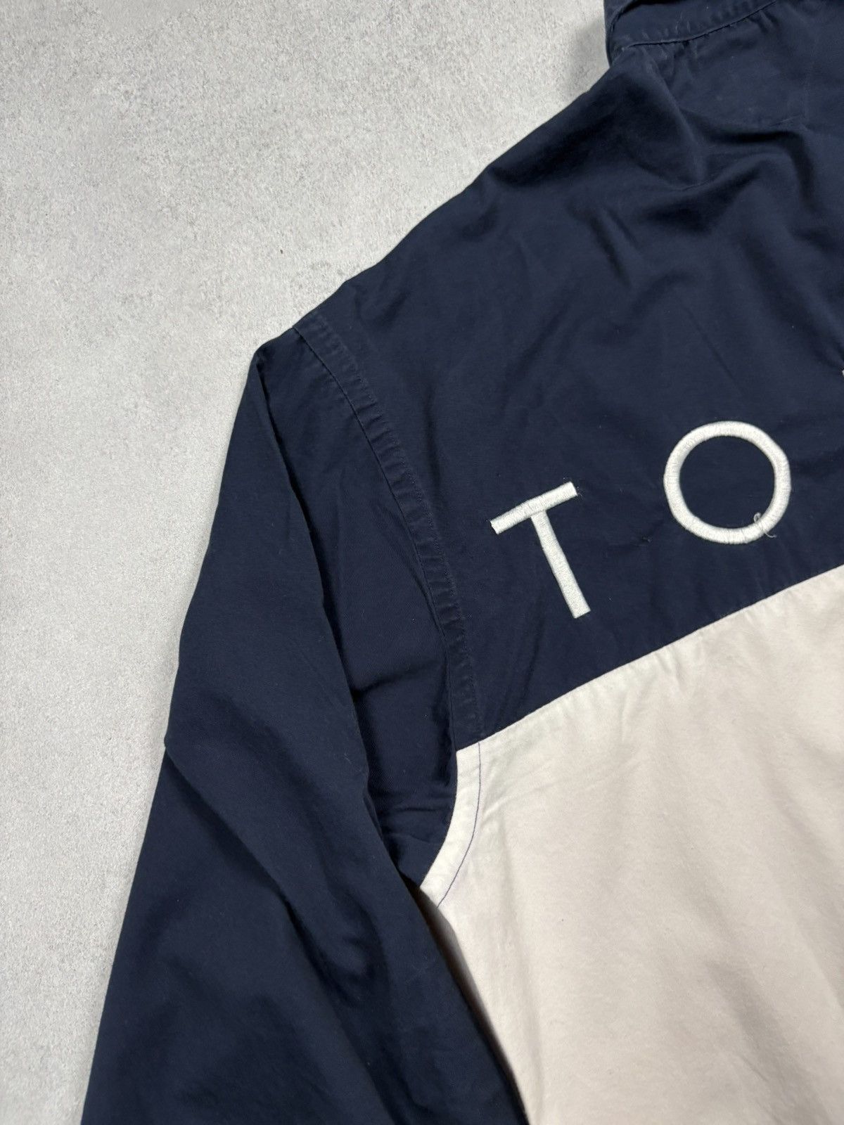 Tommy Hilfiger Vintage Tommy Hilfiger Big Flag Block 90s Shirt Saipan M Y2K Size US M / EU 48-50 / 2 - 9 Thumbnail