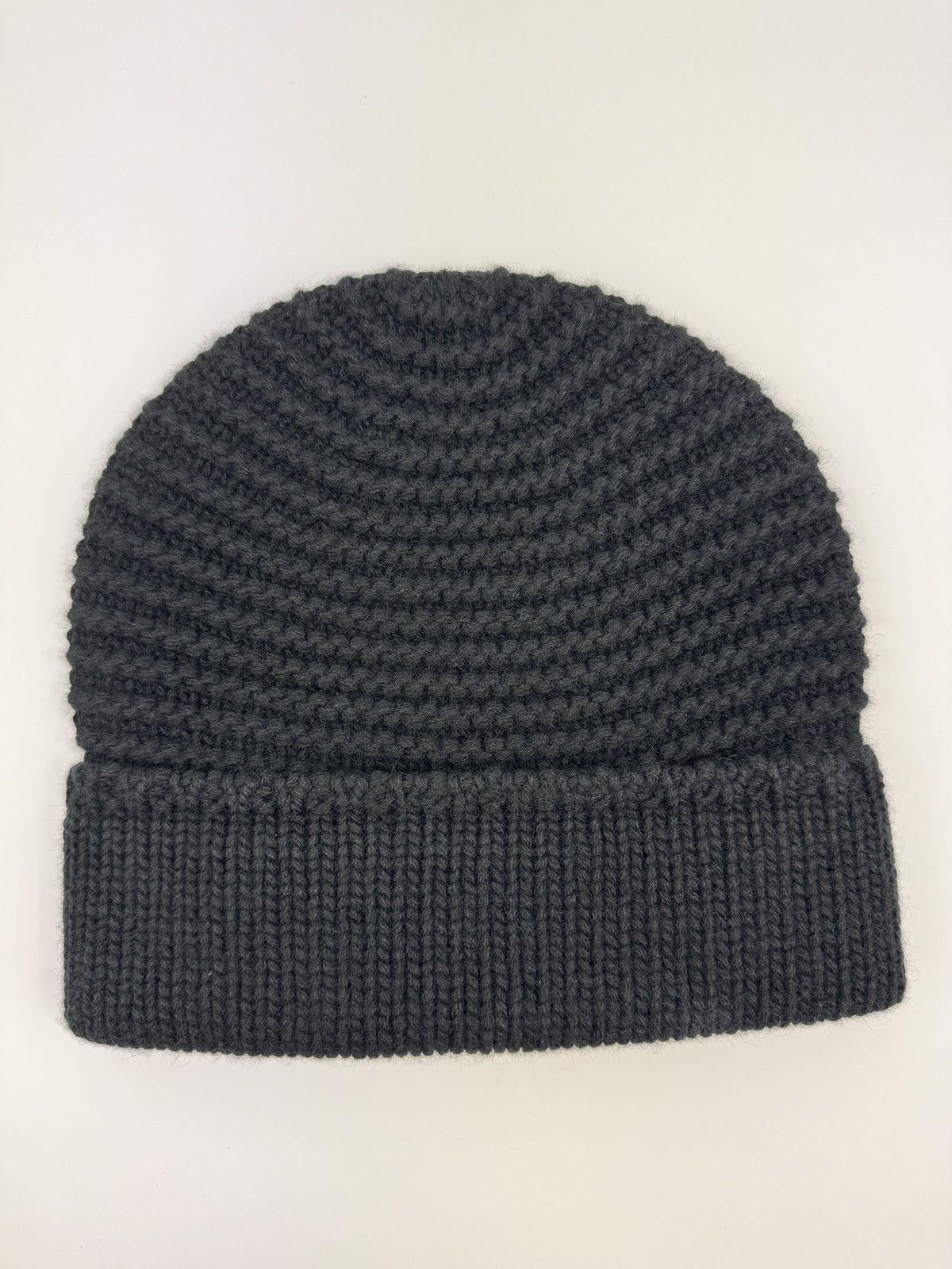 Chanel CHANEL LOGO BEANIE Size ONE SIZE - 2 Thumbnail