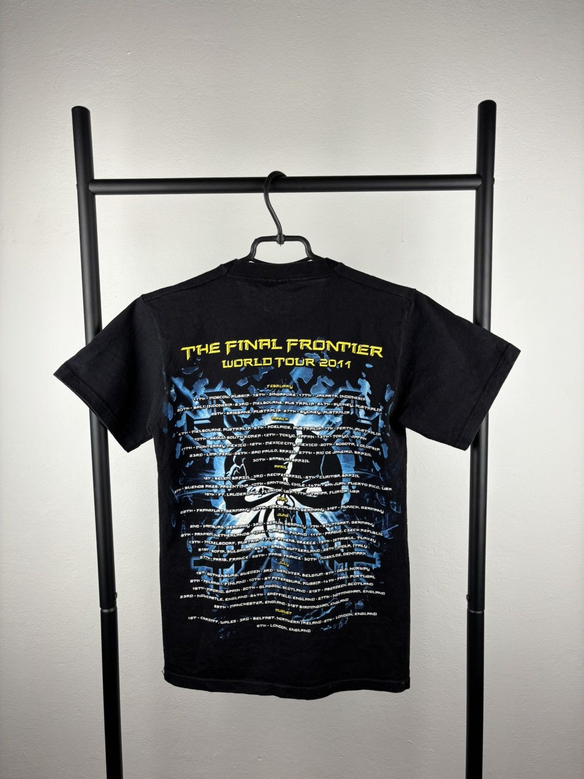 Band Tees Iron Maiden World Tour 2011 big logo t shirt size S Size US S / EU 44-46 / 1 - 2 Thumbnail