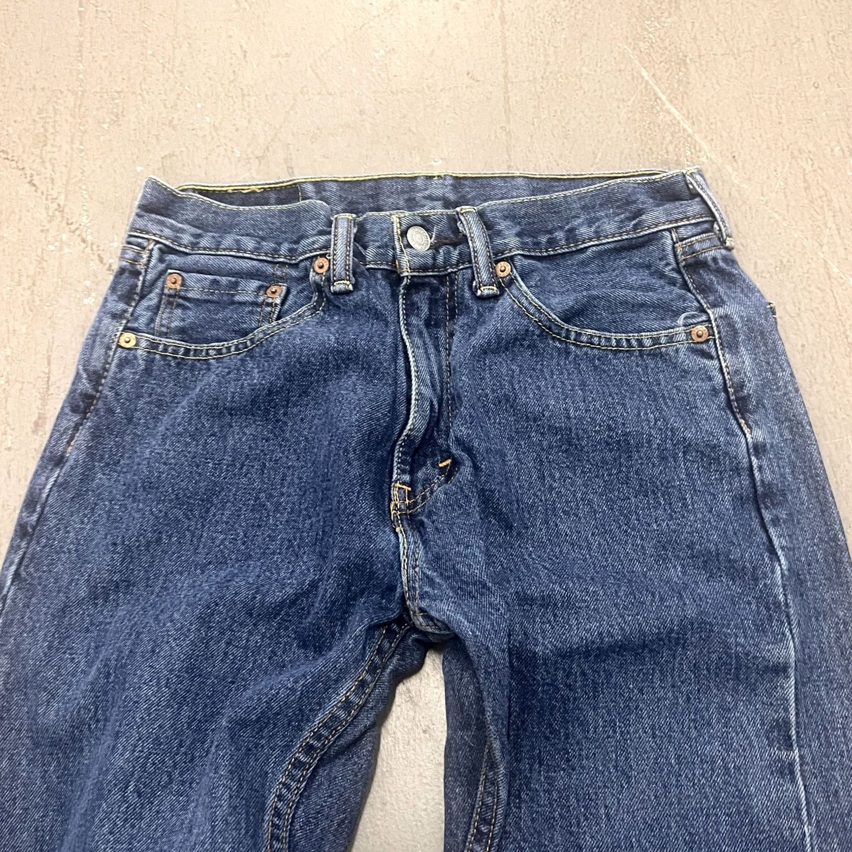 Levi's Item Specifications: Closure: Zipper, Buttons Size US 30 / EU 46 - 2 Thumbnail