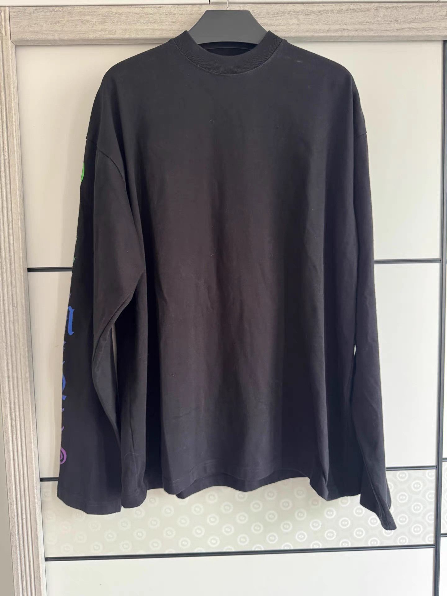 Vetements Vetements Colorful Sanskrit Long Sleeve Size US XS / EU 42 / 0 - 1 Thumbnail