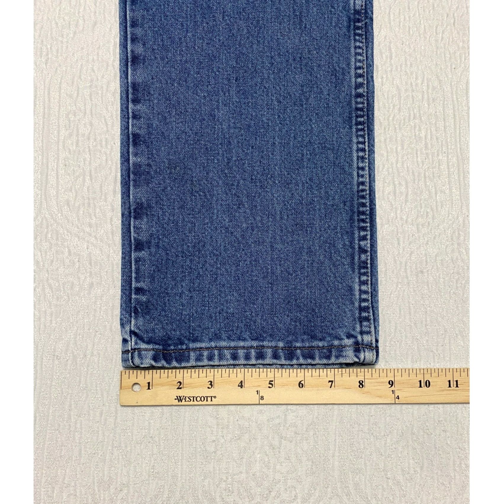 Wrangler VINTAGE Wrangler Jeans Cowboy Western Men's 35x34 Denim Blue 5-Pocket Straight Leg Cotton Jeans Mens Size US 35 - 7 Thumbnail