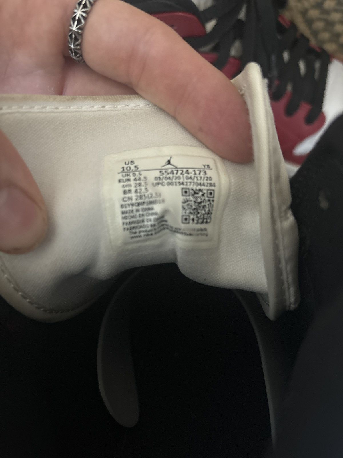 Nike 2020 Chicago Air Jordan 1s Size US 10.5 / EU 43-44 - 6 Thumbnail