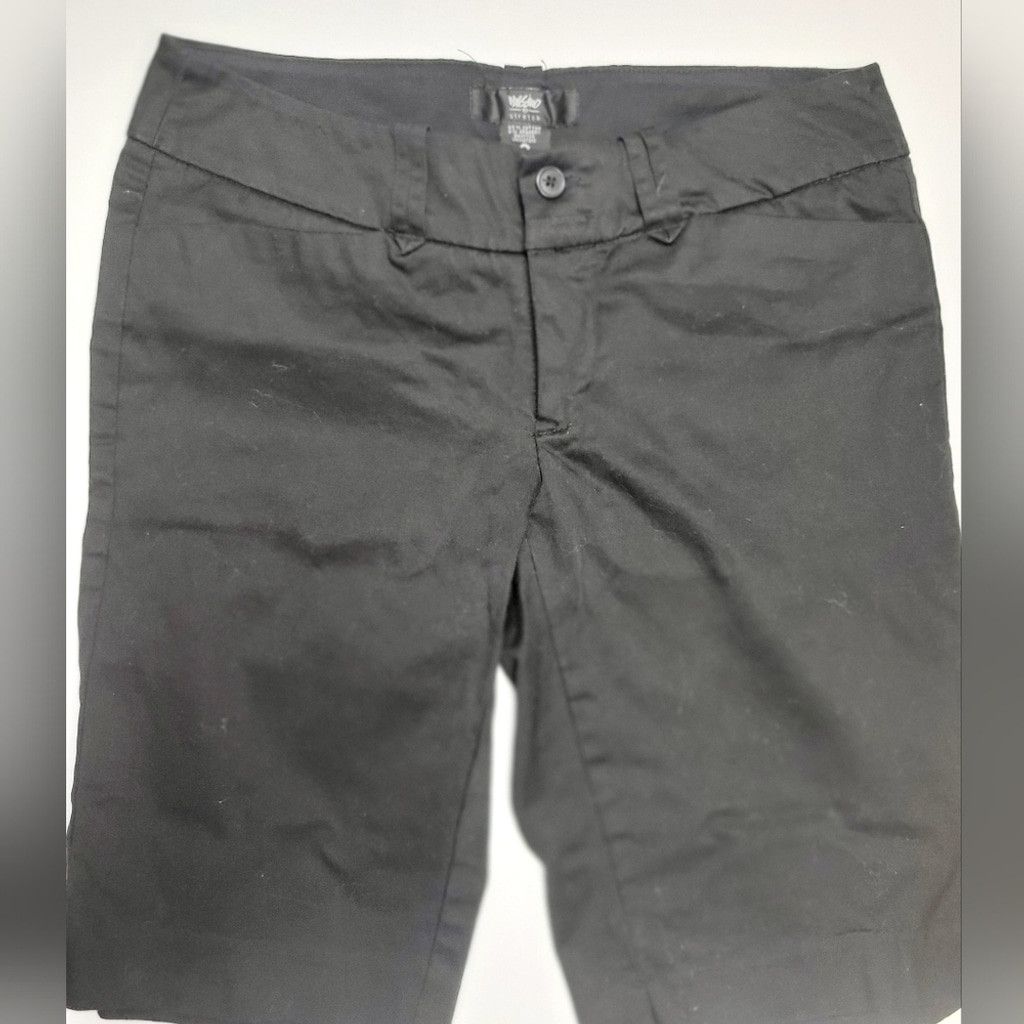 Mossimo Mossimo Black Bermuda Shorts Classic Style Fit 3 Size 2 Size 26" / US 2 / IT 38 - 1 Thumbnail