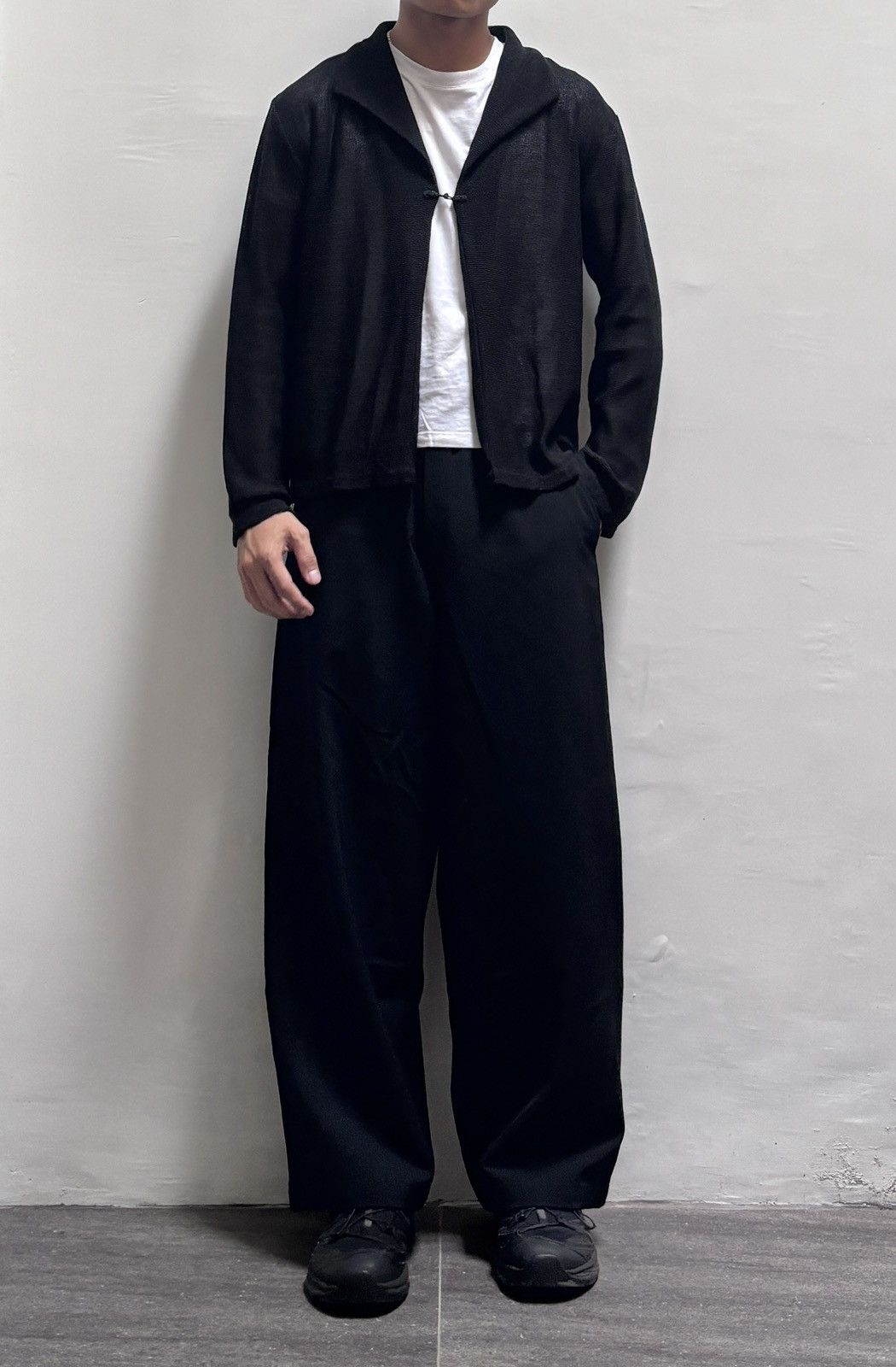 Issey Miyake FREE TAX! Plantation Cheongsam Closure Knit Cardigan Size US S / EU 44-46 / 1 - 1 Thumbnail