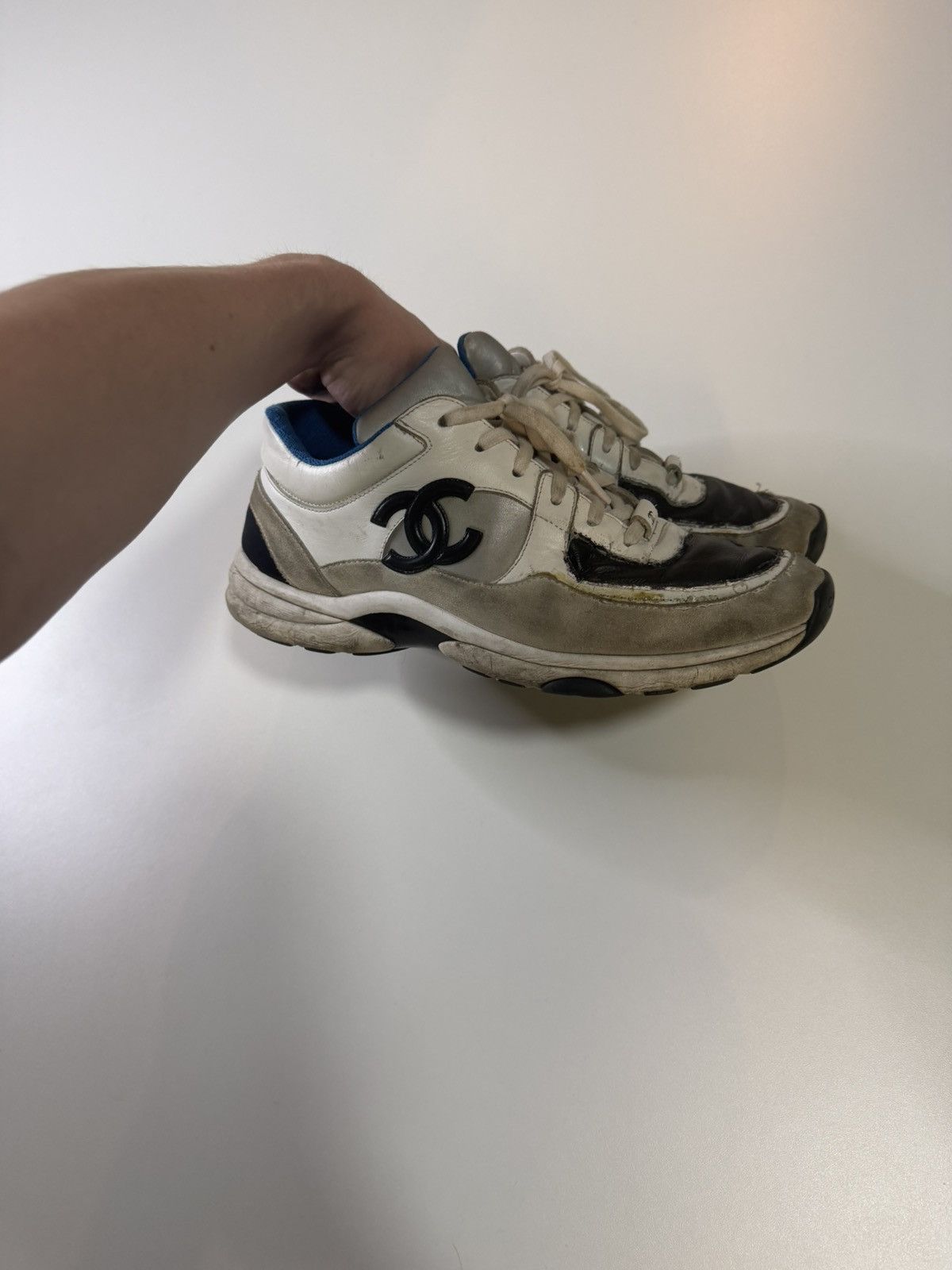 Chanel Chanel Low Top Runner Trainer Sneakers Size US 8.5 / EU 41-42 - 2 Thumbnail