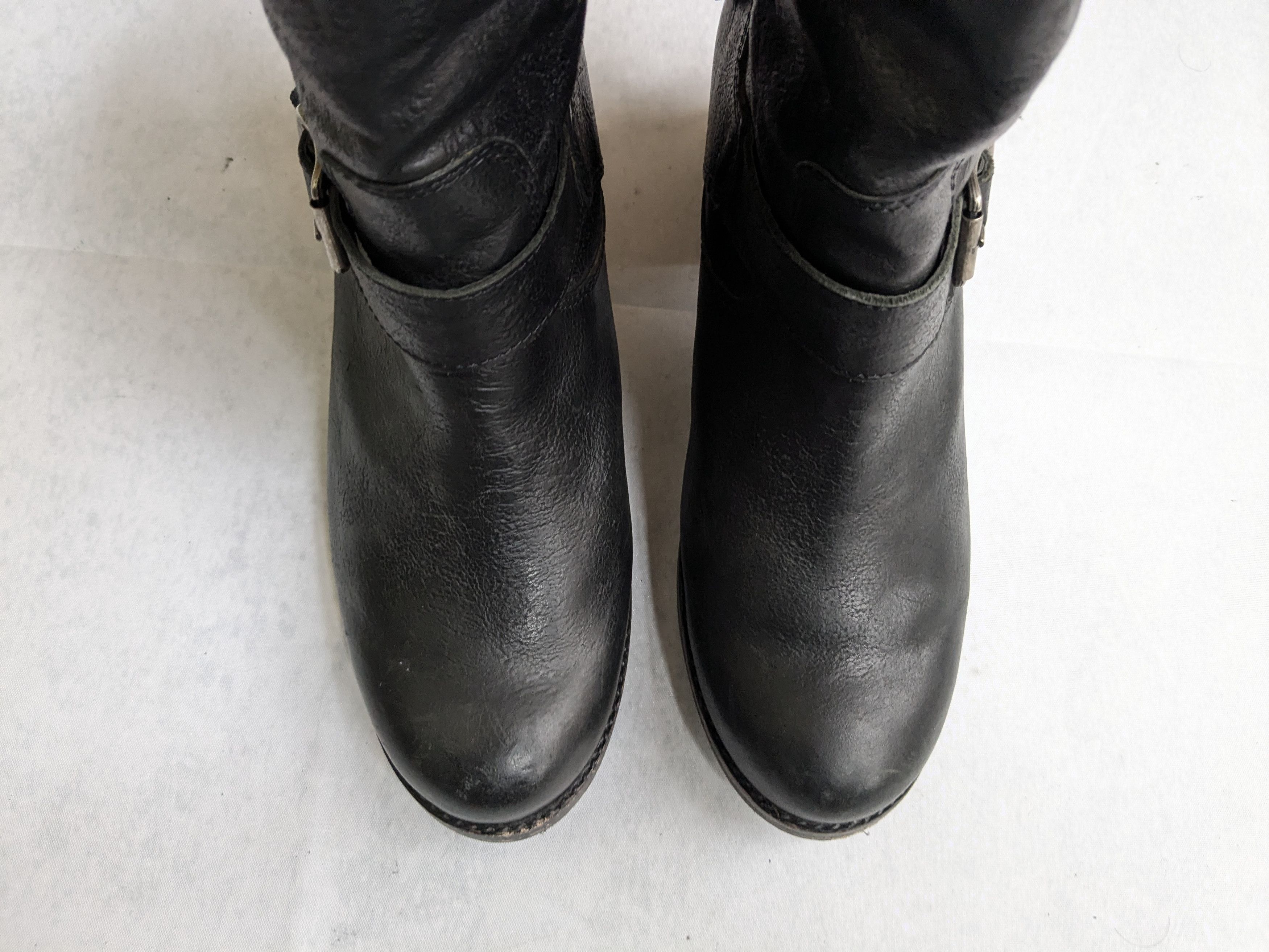 Frye Frye Engineer Boots Black Leather 7 Leather Buckle Size US 7 / EU 40 - 4 Thumbnail