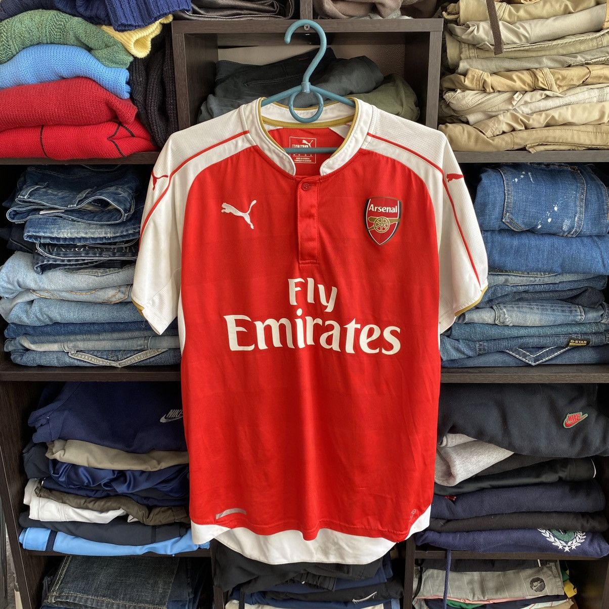 Puma Mens Puma Arcenal Fly Emirates Home soccer jersey Size US M / EU 48-50 / 2 - 1 Thumbnail