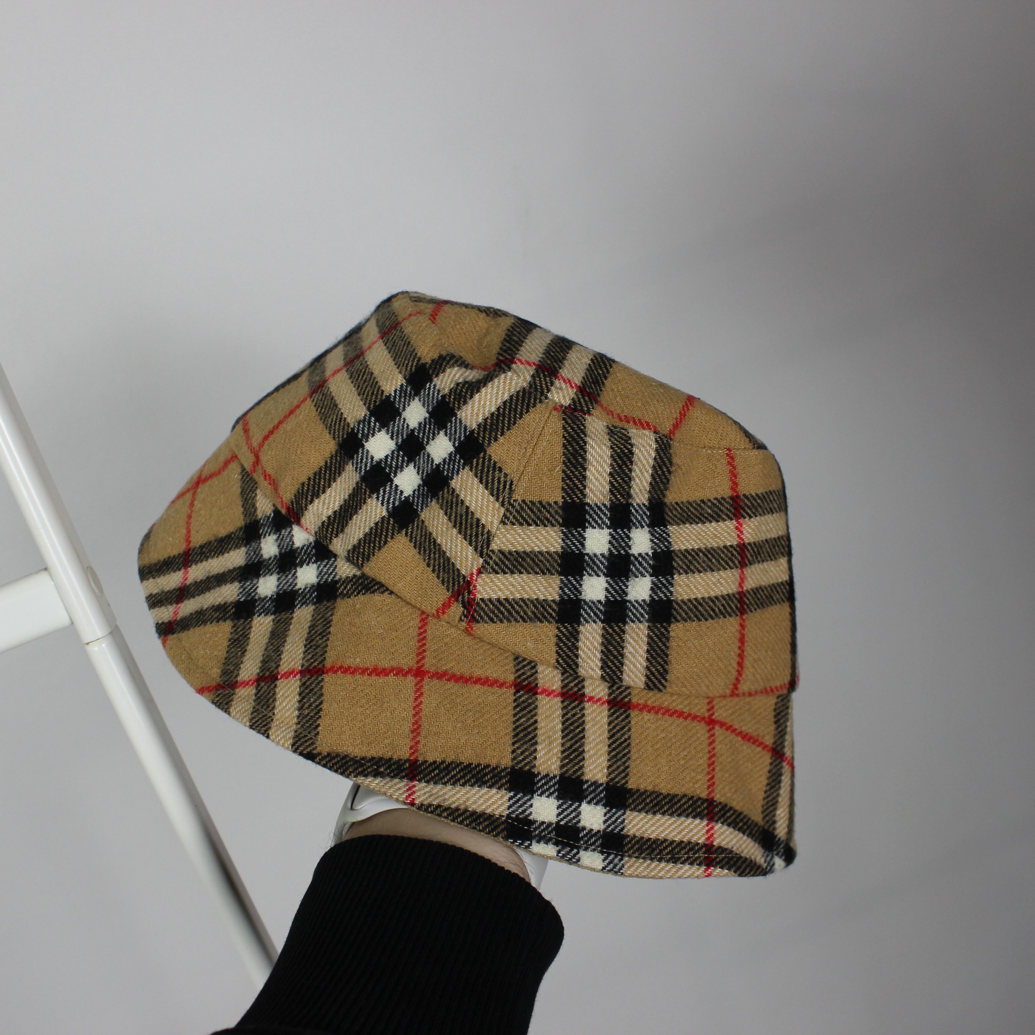 Burberry bucket hat wool heavy men L XL custom