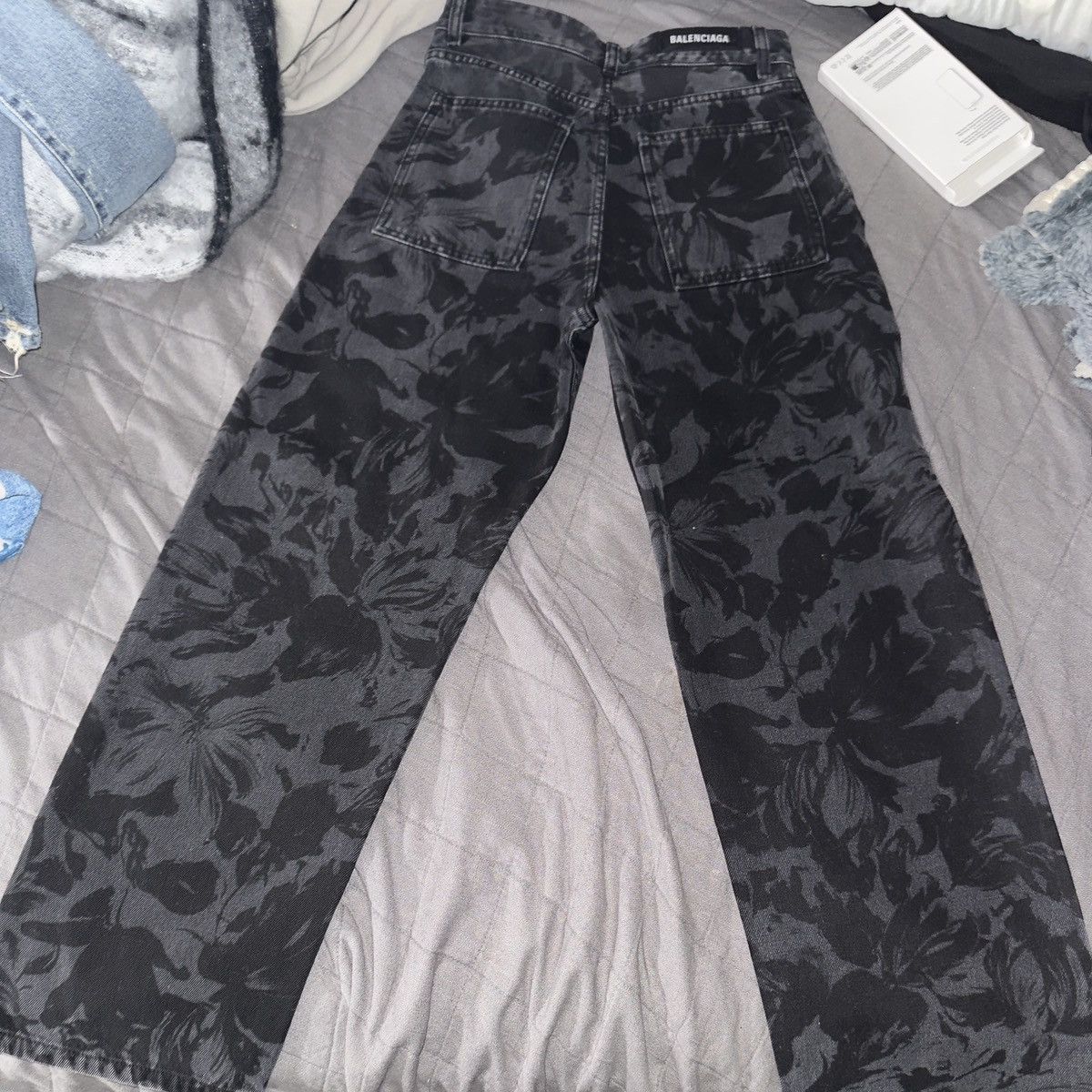 Balenciaga Floral Balenciaga Jeans Size US 26 / EU 42 - 8 Thumbnail