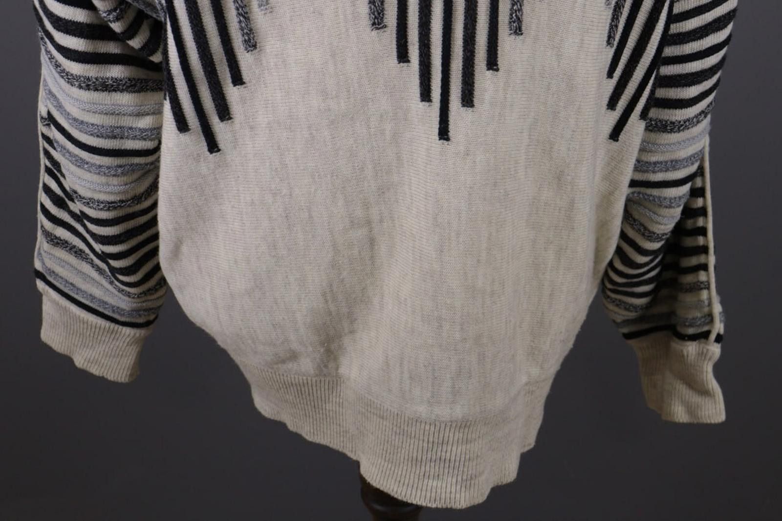 Carlo Colucci Carlo Colucci Personality Beige Sweatshirt Sweater Size 54 Size US M / EU 48-50 / 2 - 9 Thumbnail