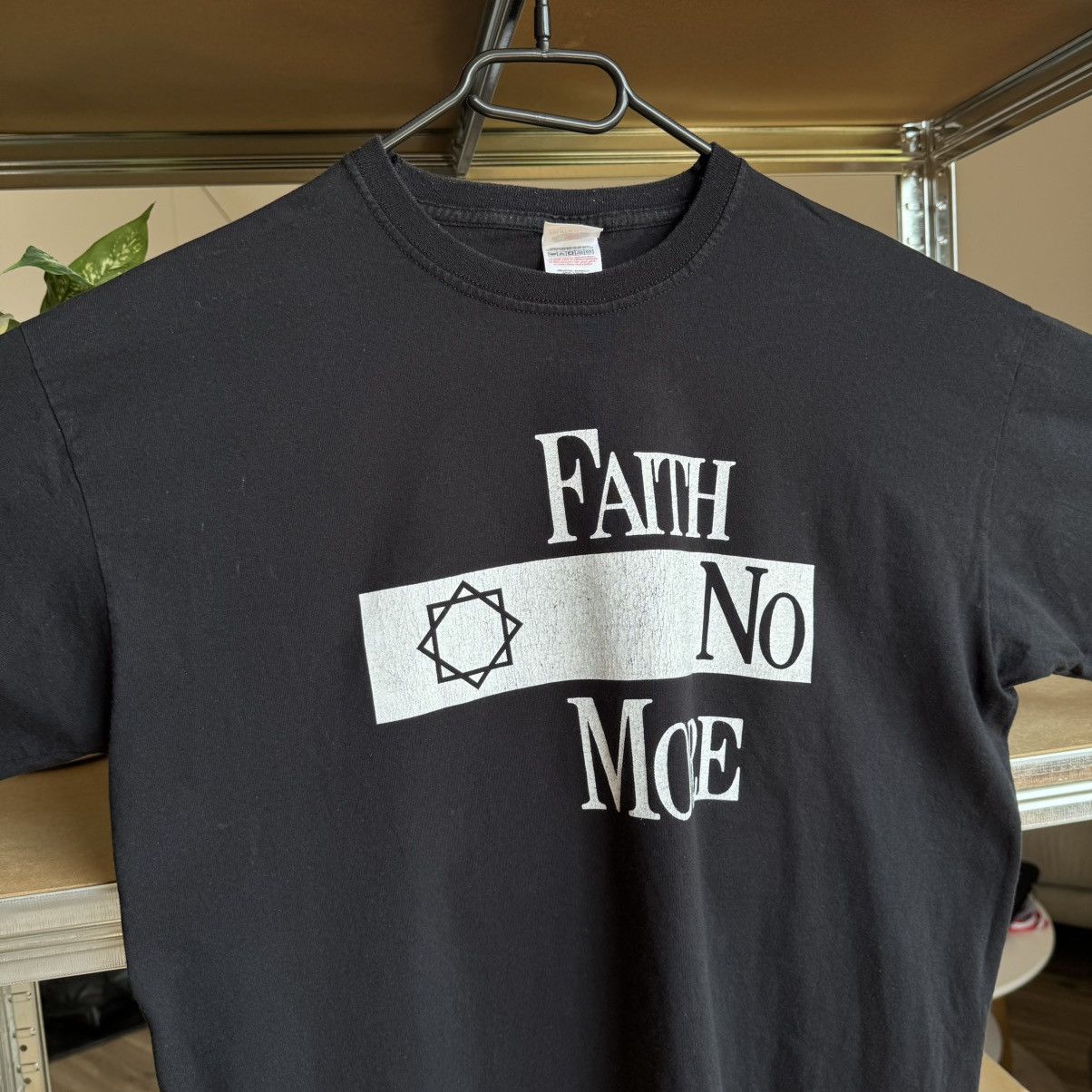 Vintage Vintage Faith No More We Care a Lot Tees 90s 00s Metal Rock Size US L / EU 52-54 / 3 - 4 Thumbnail