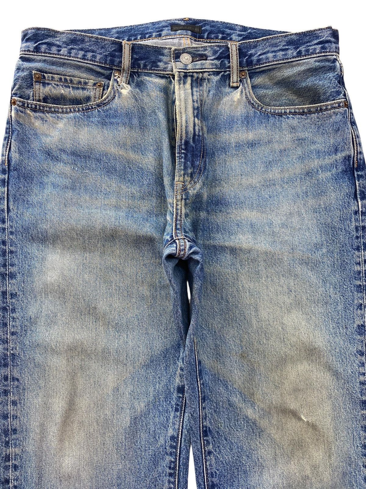 Uniqlo Uniqlo Faded Blue Wash Style Straight Leg Jeans Size US 35 - 2 Thumbnail