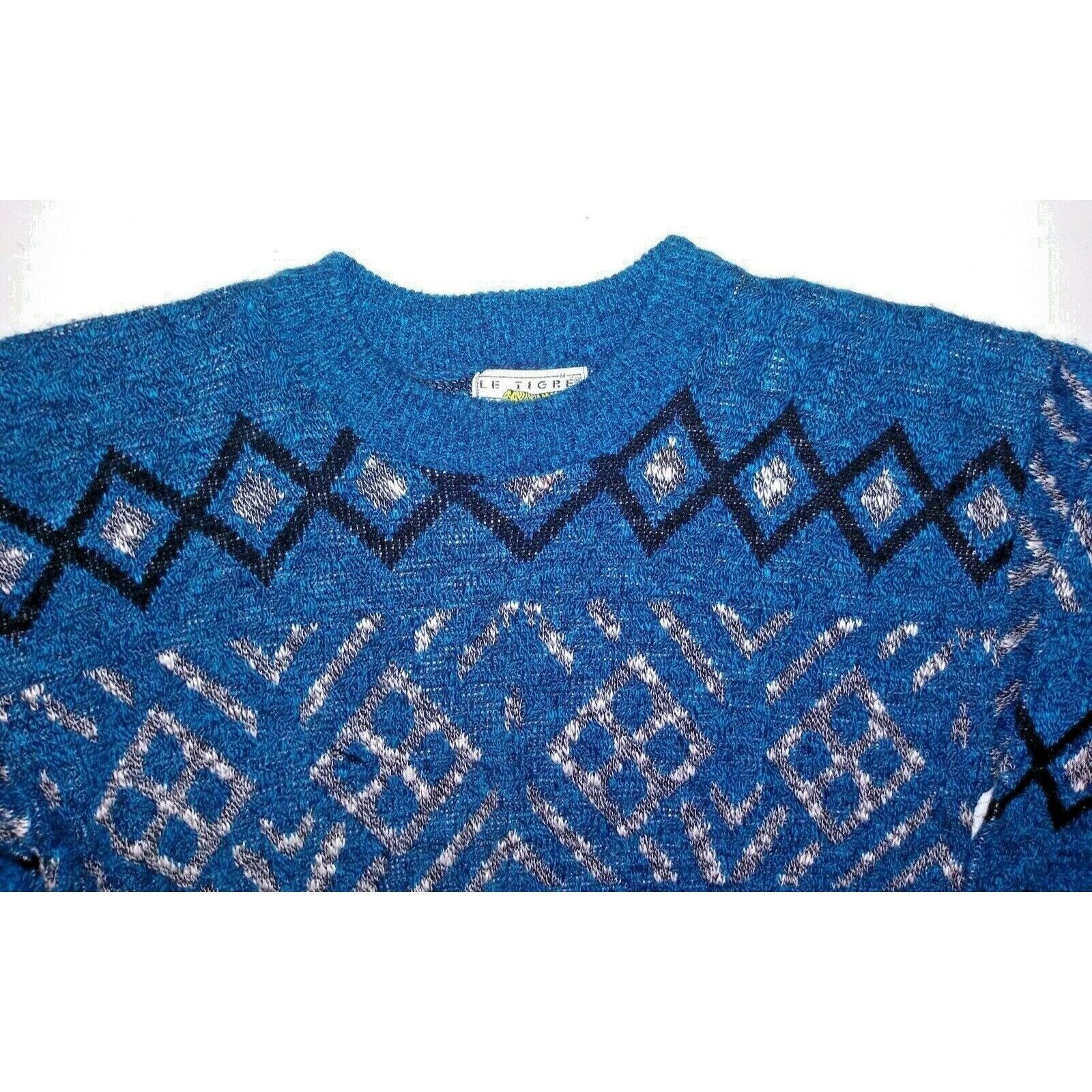 Le TIGRE Vintage Mens Sweater Aztec Geometric Sz M blue black USA Size US M / EU 48-50 / 2 - 5 Thumbnail