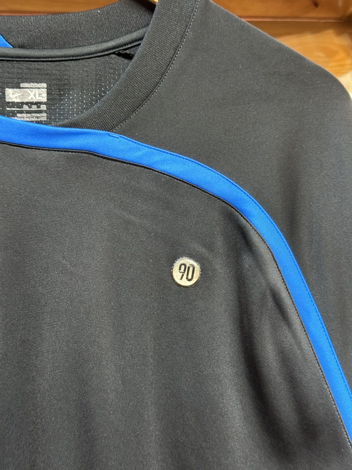 Nike Vintage Nike Total 90 00's Training LS Jersey Size US XL / EU 56 / 4 - 4 Thumbnail