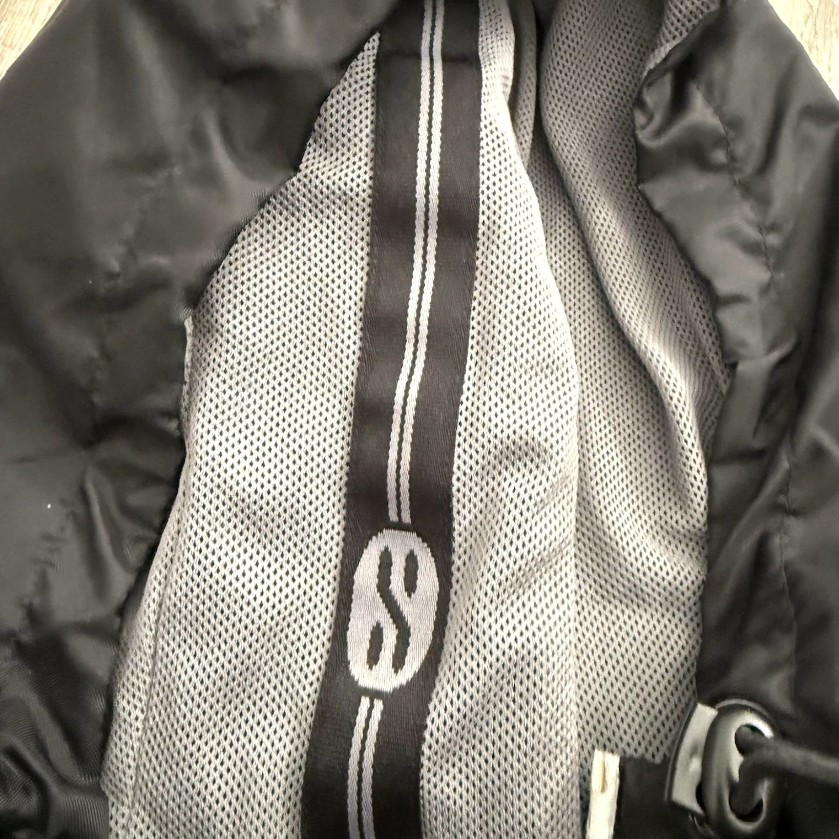 Nike VINTAGE Nike Shox Jacket Mens Large Black Hooded Half Zip Nylon Windbreaker Lined Size US L / EU 52-54 / 3 - 2 Thumbnail