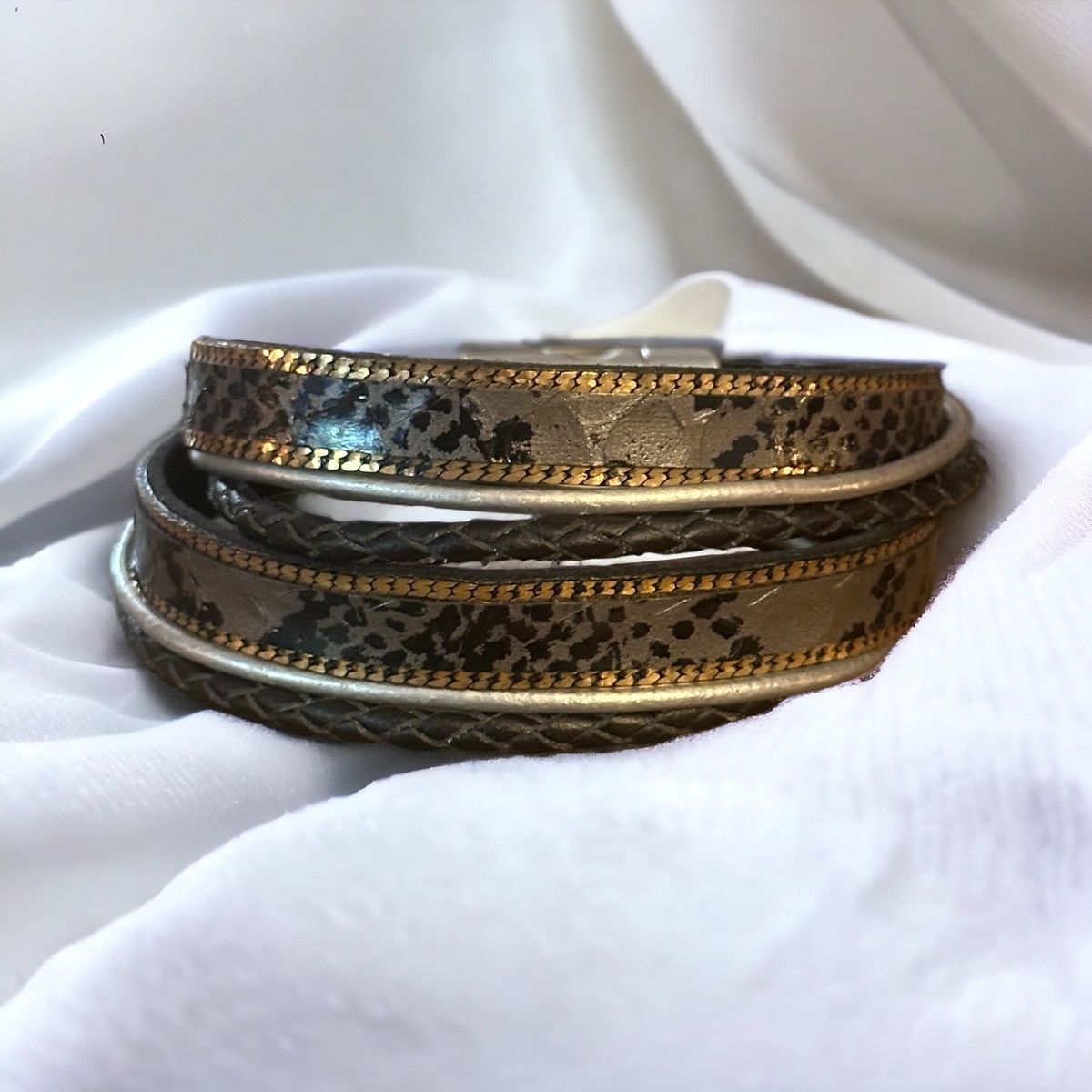 Other Multi strand leather wrap bracelet Size ONE SIZE - 1 Thumbnail
