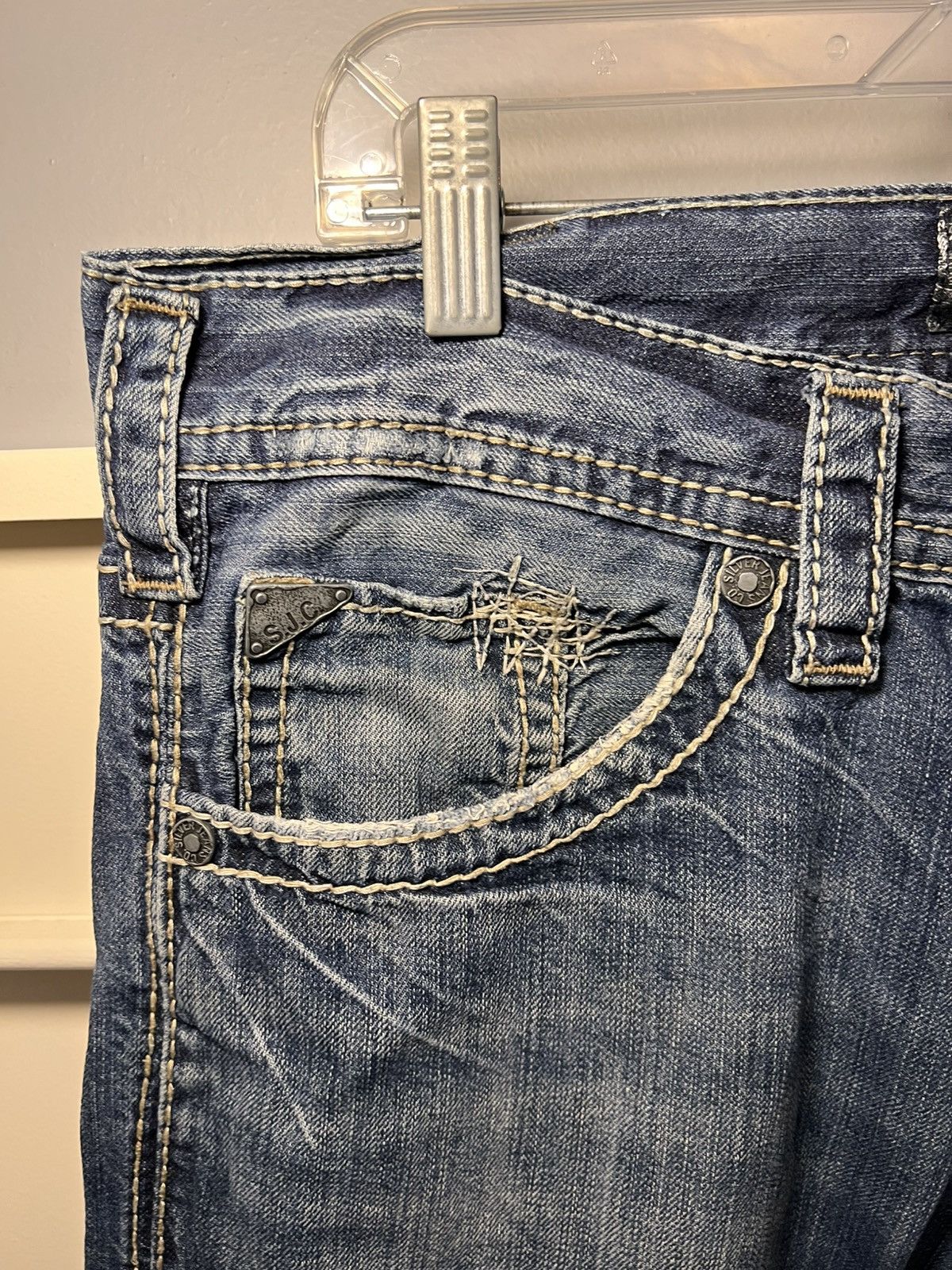 Silver Jeans Co. Vintage Silver bootcut 6 pocket contrast stitch faded jeans Size US 34 / EU 50 - 14 Thumbnail
