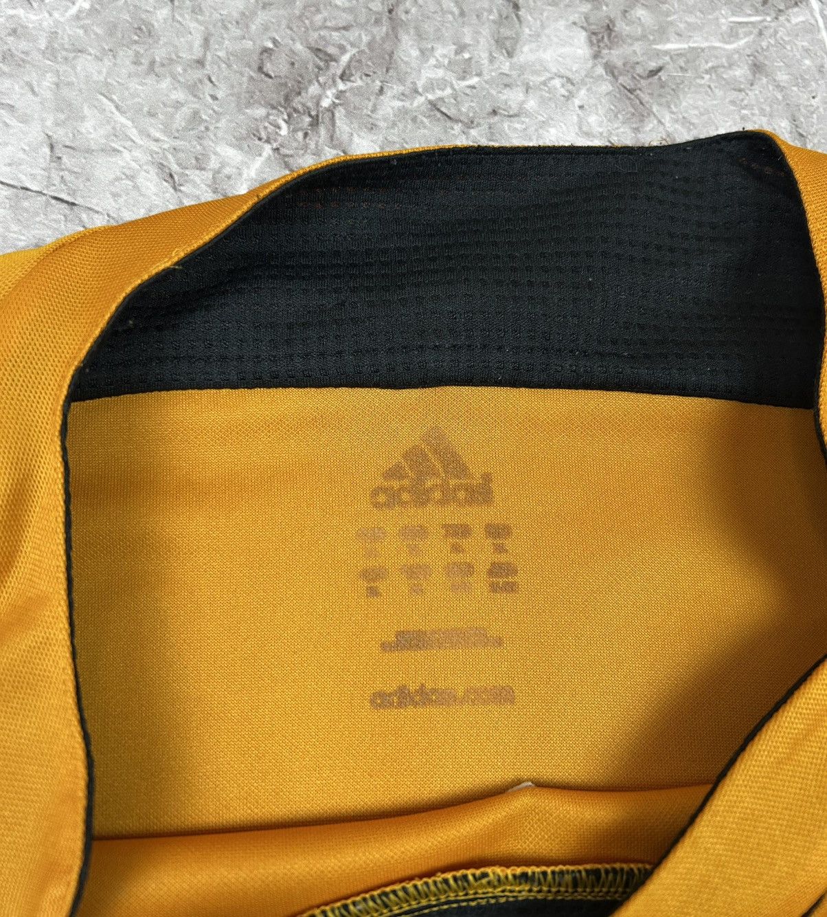 Adidas Liverpool Goalkeeper Moore 30 2006 Soccer 1 Adidas Jersey Size US XL / EU 56 / 4 - 12 Thumbnail