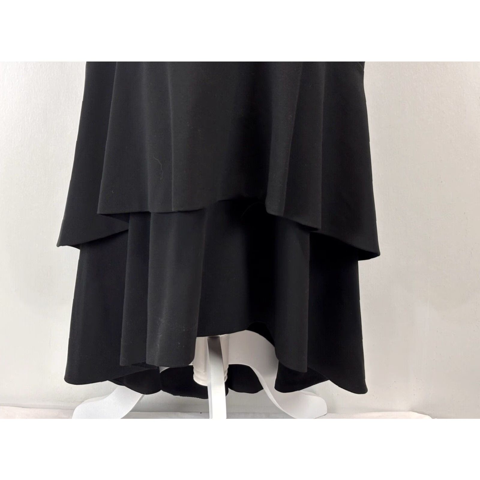 Alice + Olivia Alice + Olivia Midi Dress Gown Sz 10 Women’s Black Tiered Skirt Spaghetti Straps Size 32" / US 10 / IT 46 - 6 Thumbnail