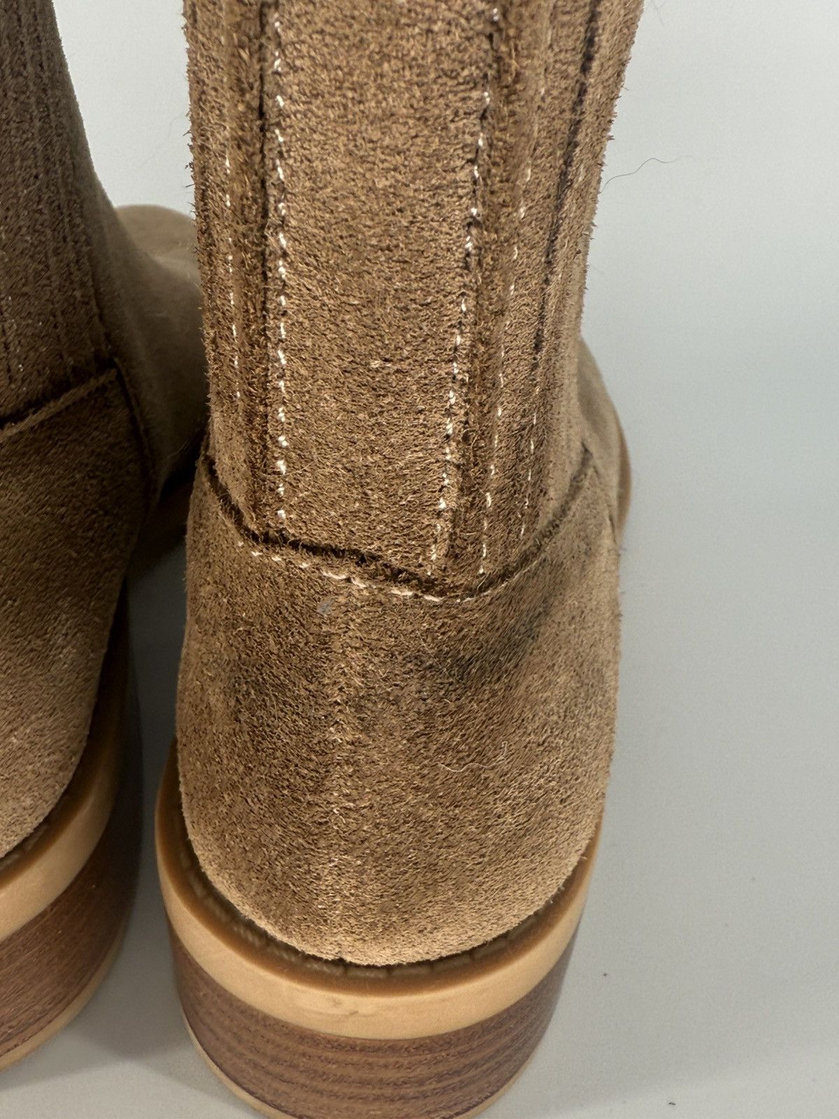Dolce Vita Dolce Vita Farlin Chelsea Ankle Boots Brown Suede Size 6 M Size US 6 / IT 36 - 9 Thumbnail