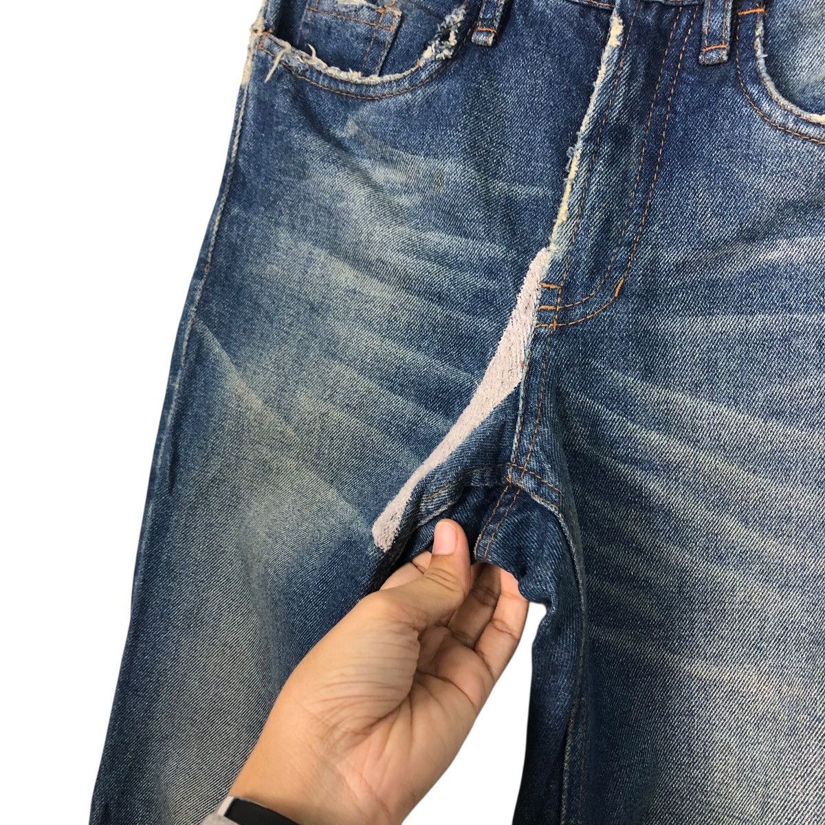 Japanese Brand GGDB Classic Straight-Cut Jeans – Vintage Whisker Wash Size 28" / US 6 / IT 42 - 17 Thumbnail