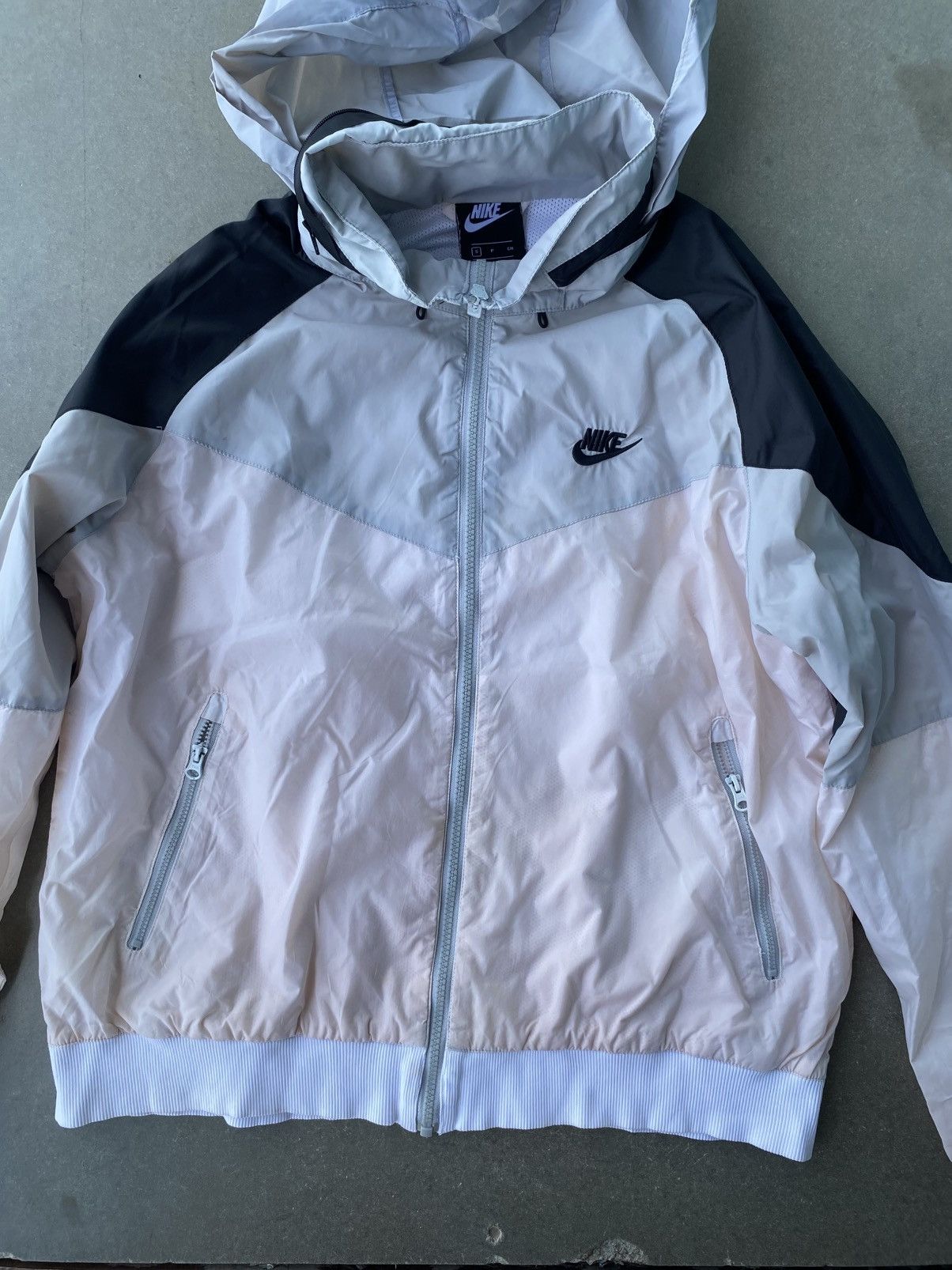 Nike Nike Windbreaker Jacket White Grey Navy Zip Up Size US S / EU 44-46 / 1 - 1 Thumbnail