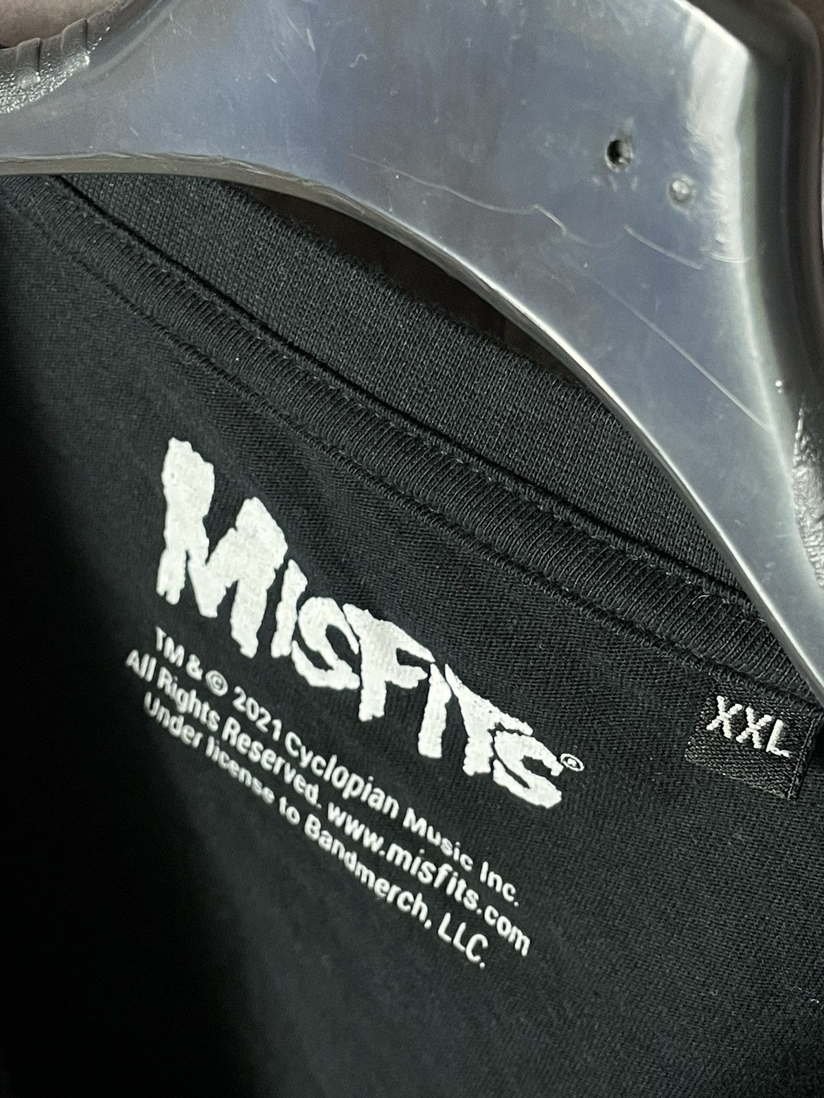 Band Tees × Misfits × Vintage Vintage Misfits Sexy Girl Logo Y2K Metal Band T-shirt Size US XXL / EU 58 / 5 - 9 Thumbnail