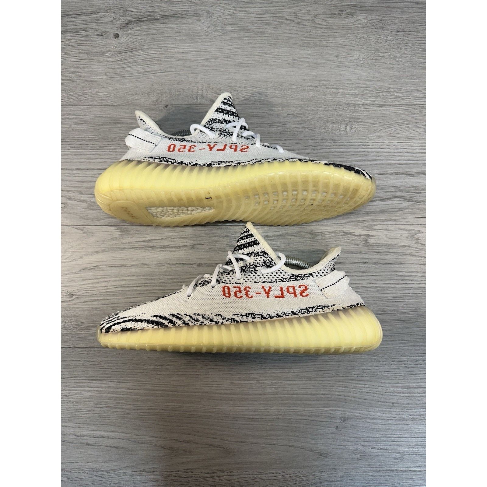 Adidas Adidas Yeezy Boost 350 V2 Zebra - Size 9.5 Size US 9.5 / EU 42-43 - 2 Thumbnail