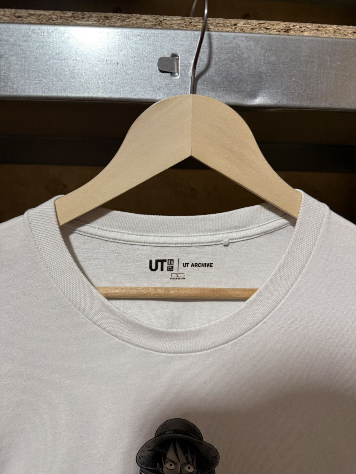 Anime × Japanese Brand × Uniqlo Uniqlo One Piece Luffy Anima Japanese T-Shirt Y2K Hype Size US L / EU 52-54 / 3 - 4 Thumbnail