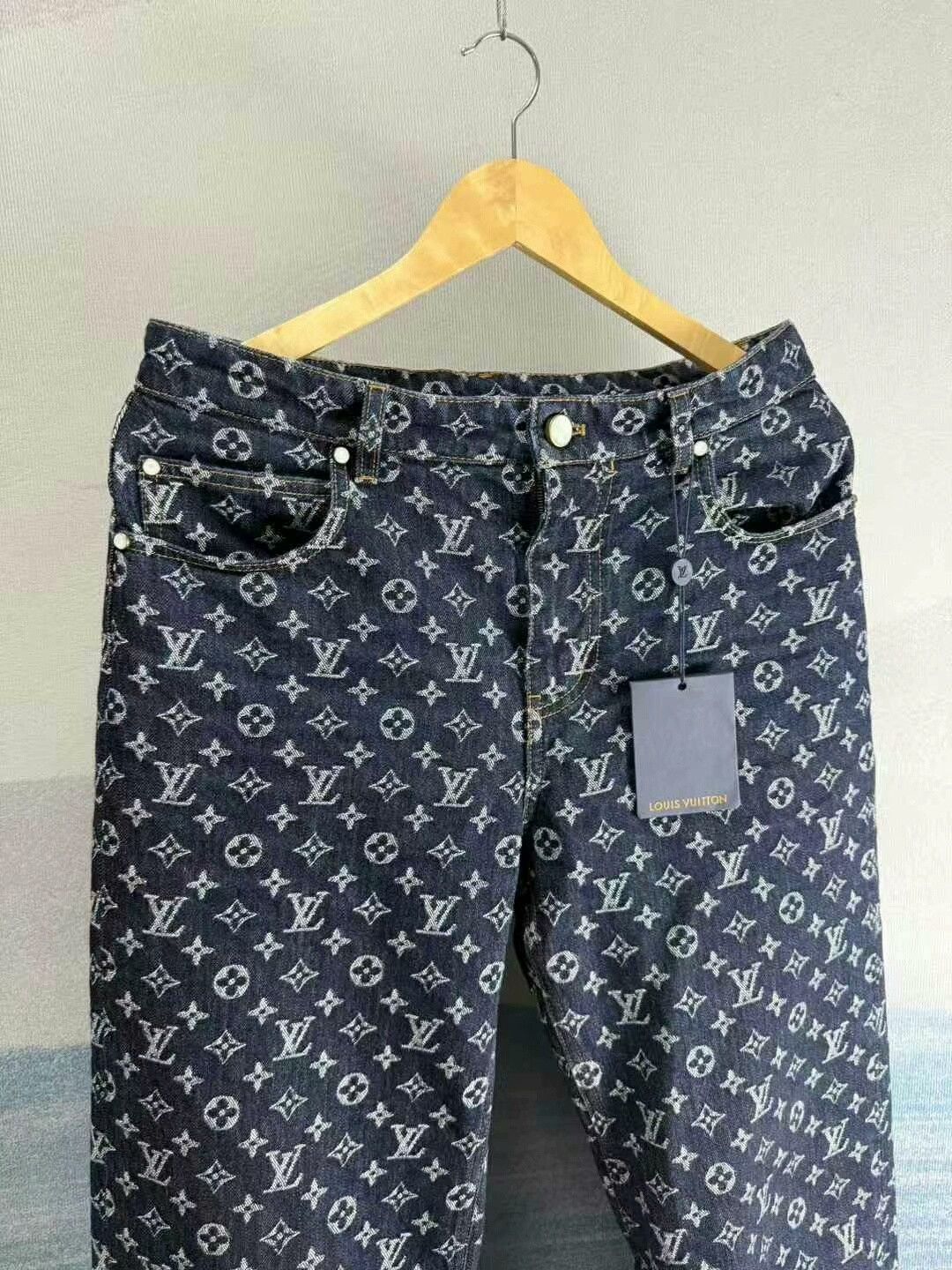 Louis Vuitton louis vuitton x timberland blue embroidered jeans Size US 28 / EU 44 - 2 Thumbnail