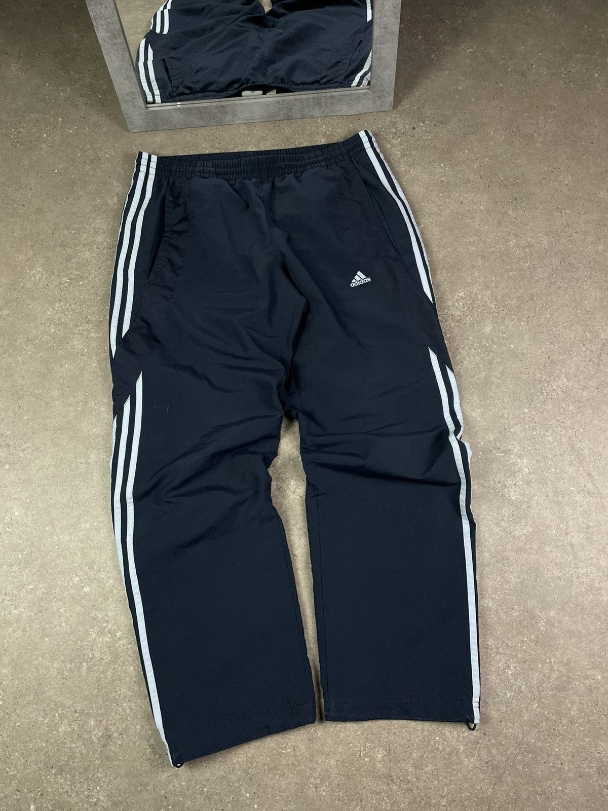 Adidas × Vintage Vintage Y2K Adidas Parachute Track Nylon Drill Pants Size US 32 / EU 48 - 1 Thumbnail