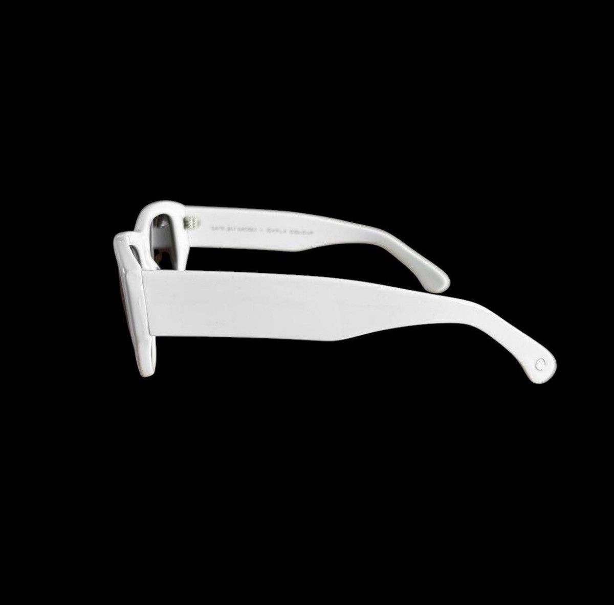 Other Carla colour Desire white sunglasses Size ONE SIZE - 6 Thumbnail