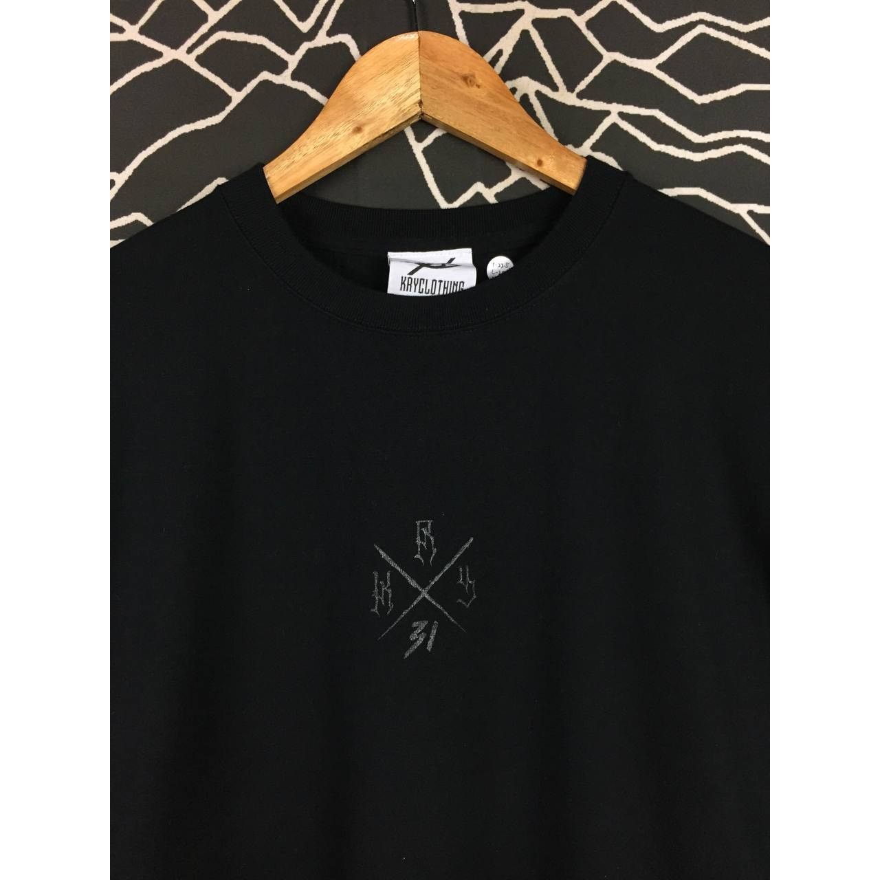 Japanese Brand Kryclothing Skull Flower Graphic Longsleeve Tee Size US XL / EU 56 / 4 - 6 Thumbnail