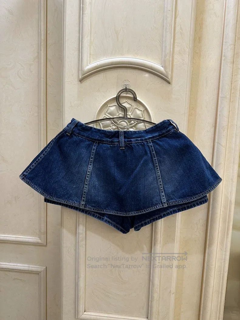Givenchy Givenchy Skirt Decorated Denim Shorts Skirt Size 26" / US 2 / IT 38 - 2 Thumbnail