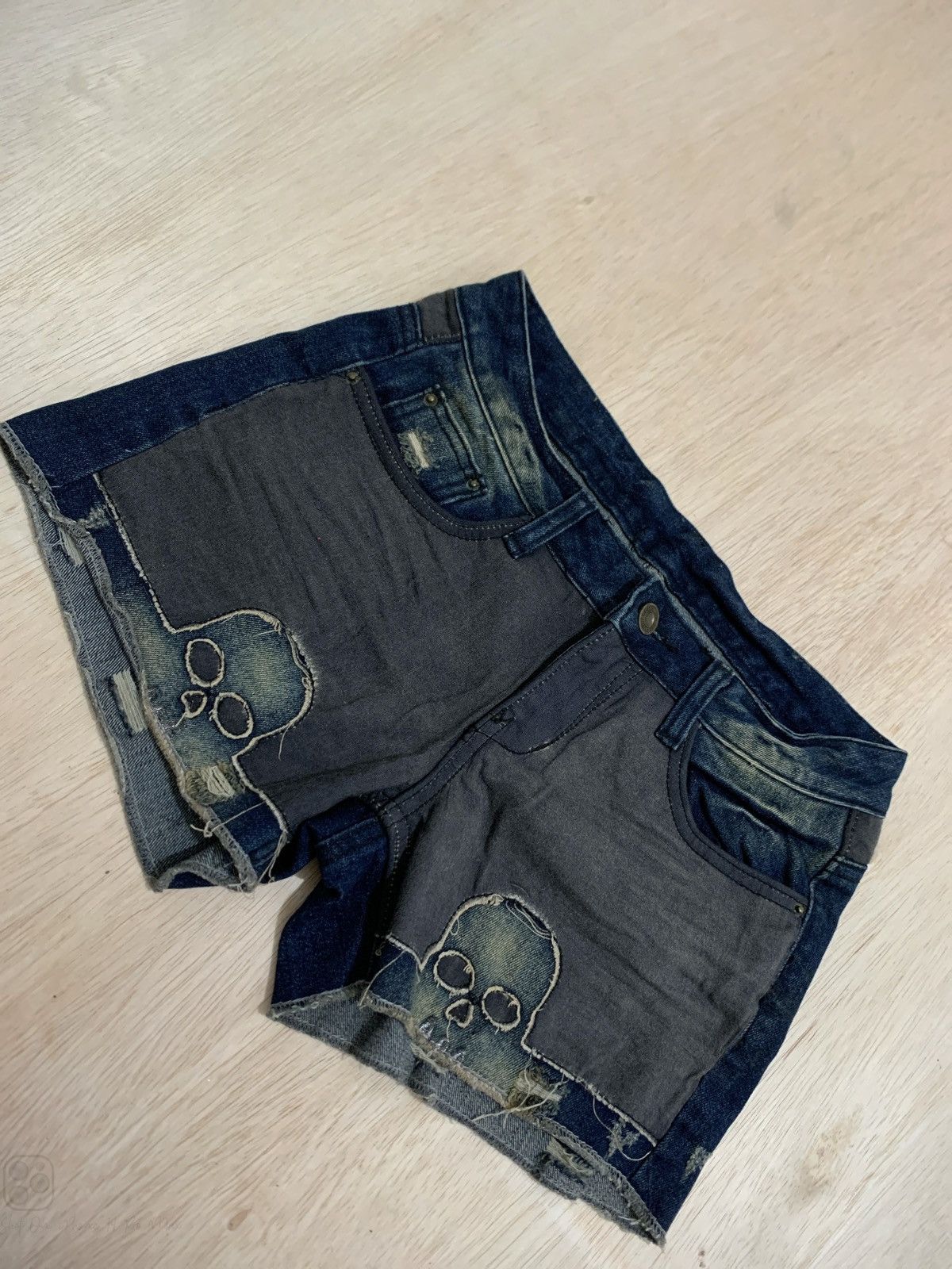 Hysteric Glamour × Japanese Brand E.vog's.e Skull Short Denim Women's Size 29" - 1 Thumbnail