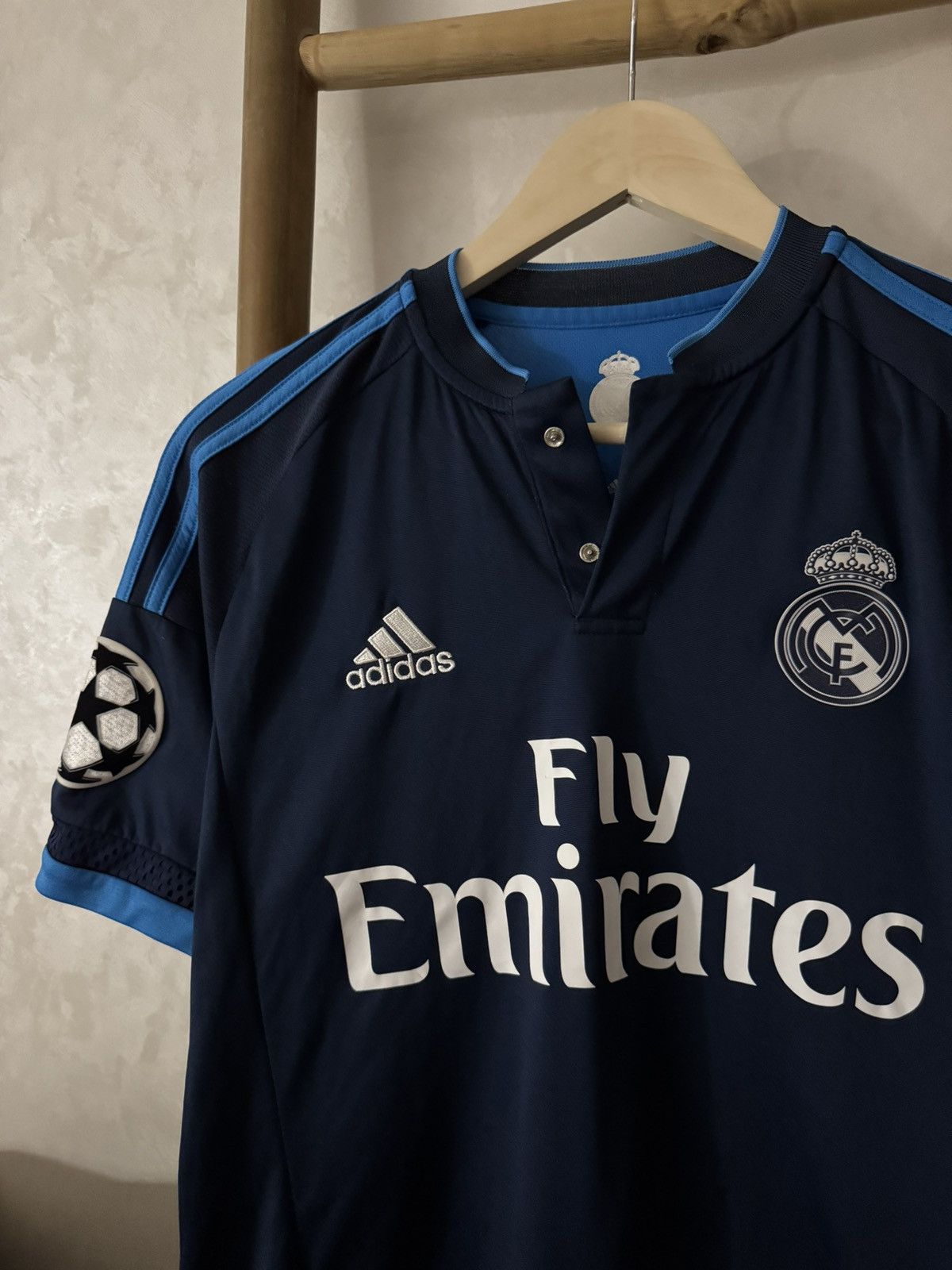 Adidas Adidas Real Madrid 2015 Gareth Bale 11 Third Jersey Size US S / EU 44-46 / 1 - 4 Thumbnail