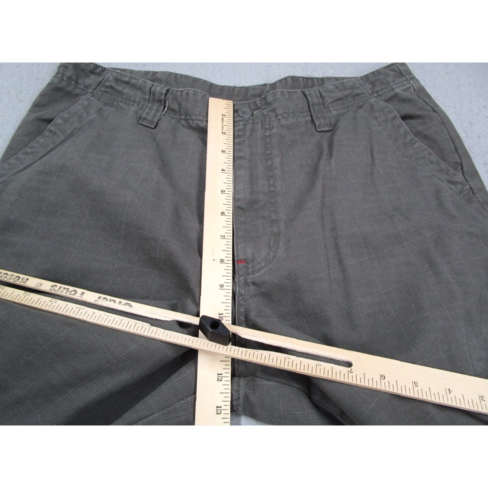 Tommy Hilfiger VINTAGE Tommy Hilfiger Pants Mens 36 Gray Check Flat Front 90s City Retro Sports Casual Chino Pant Men Regular 36 Gray Size US 36 / EU 52 - 6 Thumbnail