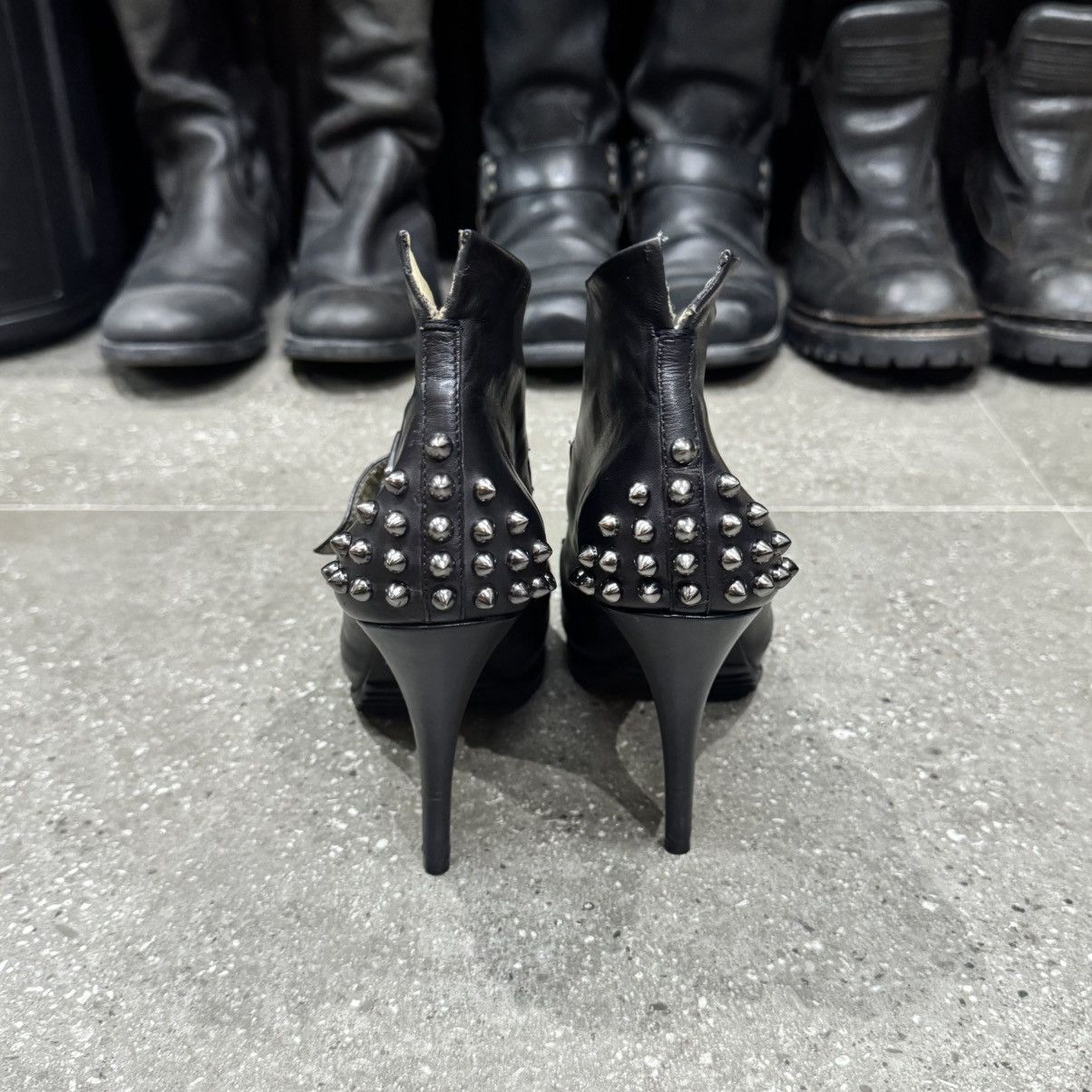 Alexander McQueen Alexander Mcqueen Leather Studded Heels Ankle Boot Size US 8 / IT 38 - 4 Thumbnail