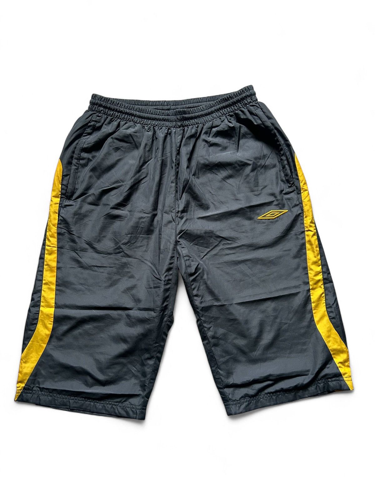 Umbro Rare Vintage Umbro Baggy Track Shorts Y2K Size US 32 / EU 48 - 1 Thumbnail