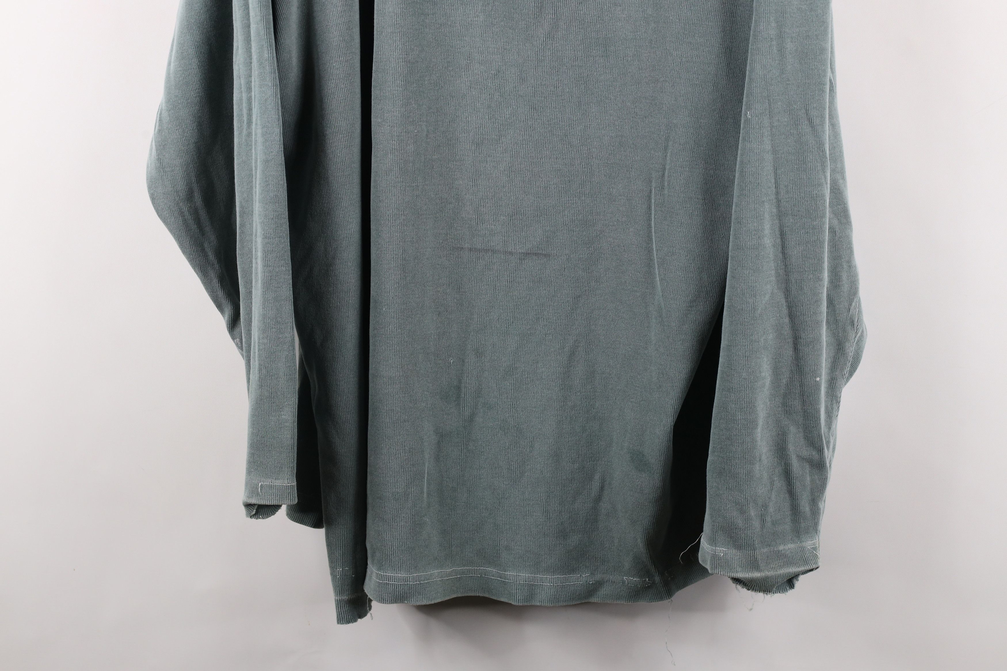 Vintage Vintage 90s Streetwear Nick & Jimmys Grill Ribbed T-Shirt Size US XL / EU 56 / 4 - 3 Thumbnail