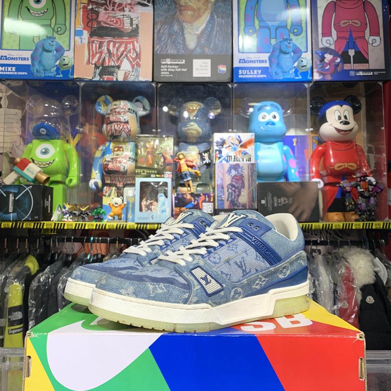 Louis Vuitton Louis Vuitton Blue Denim Low-Top Sneakers 0089 Size US 9.5 / EU 42-43 - 1 Thumbnail